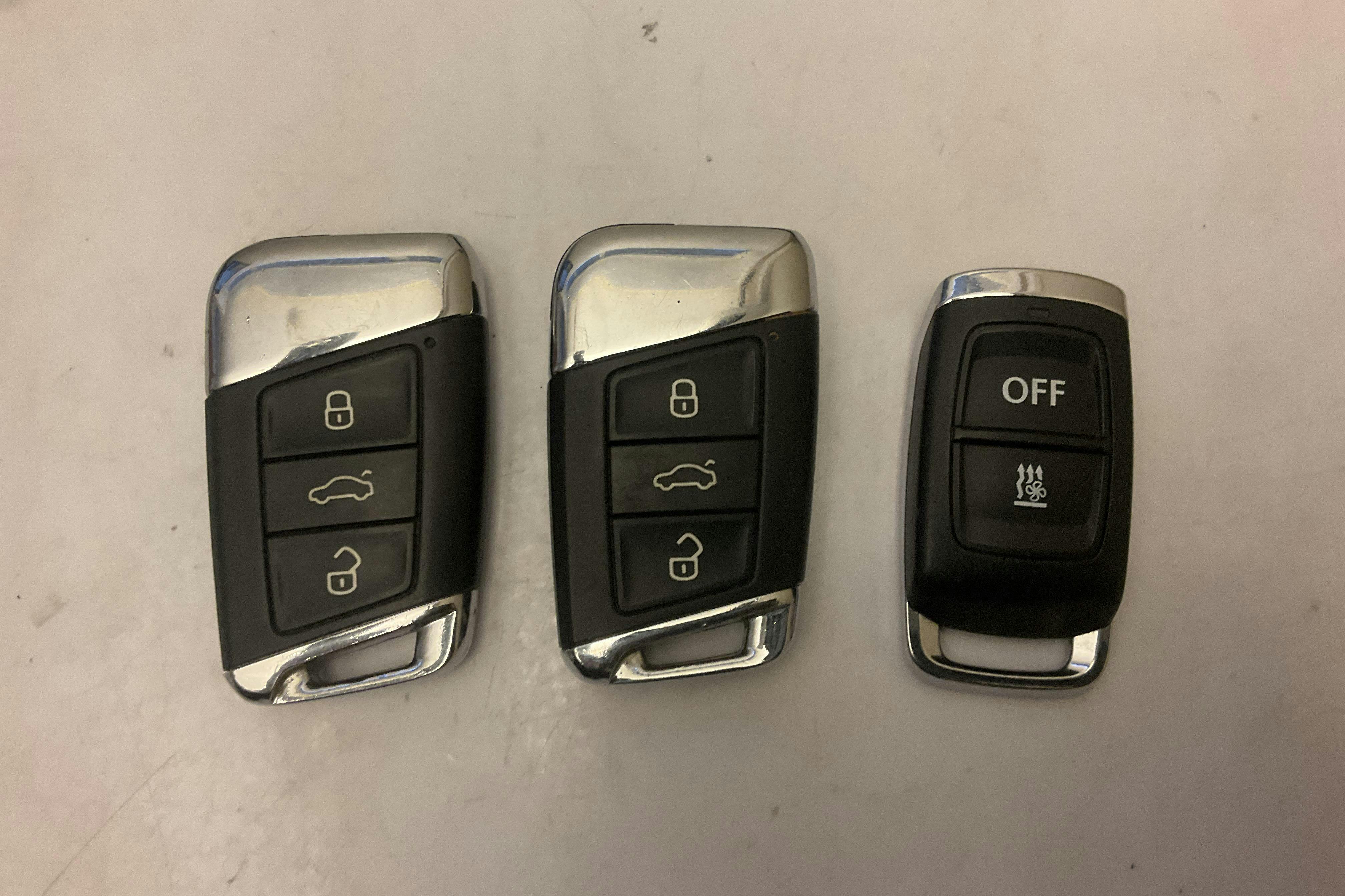 Presentationsfoto 15 av 15: VW Passat 2.0 TDI Sportscombi 4Motion (200hk) - 17 128 mil - Automat - grå - 2022