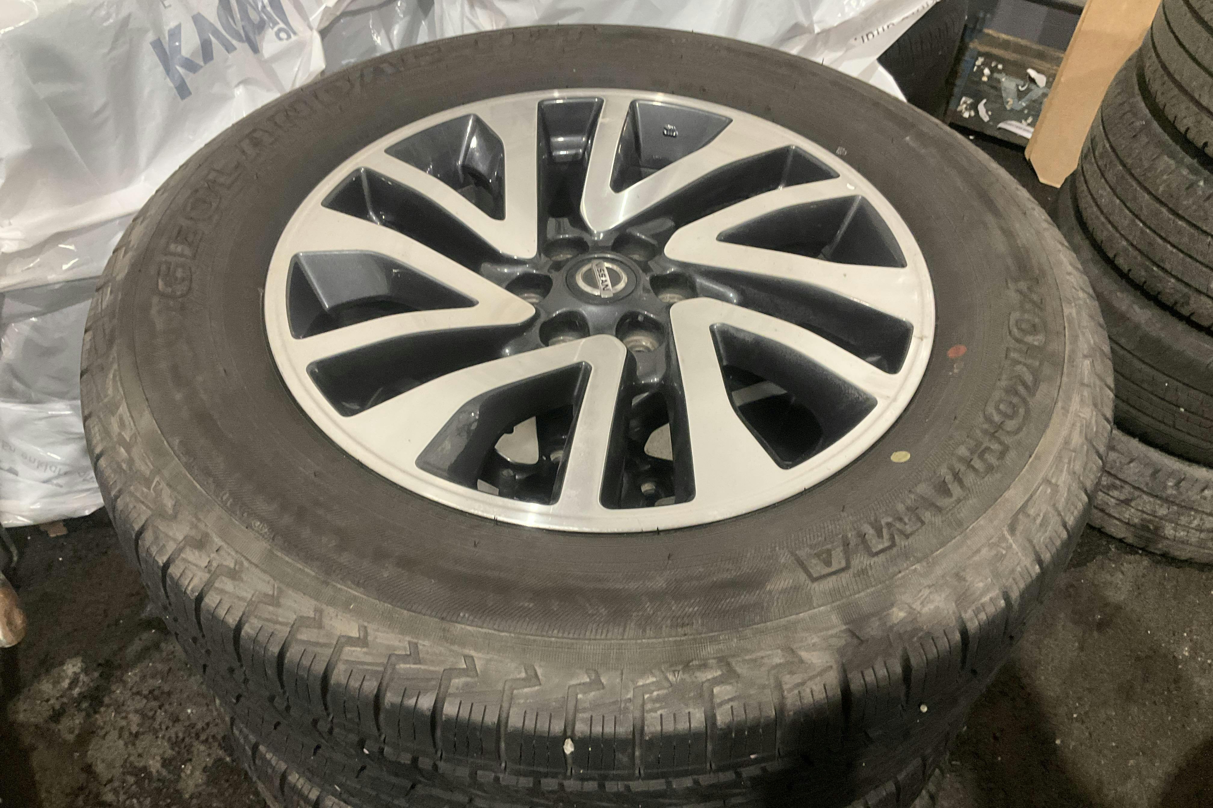 Esittelykuva 15 osoitteesta 15: Nissan Navara 2.3 dCi 4x4 (190hk) - 291 560 km - Automaattinen - valkoinen - 2018