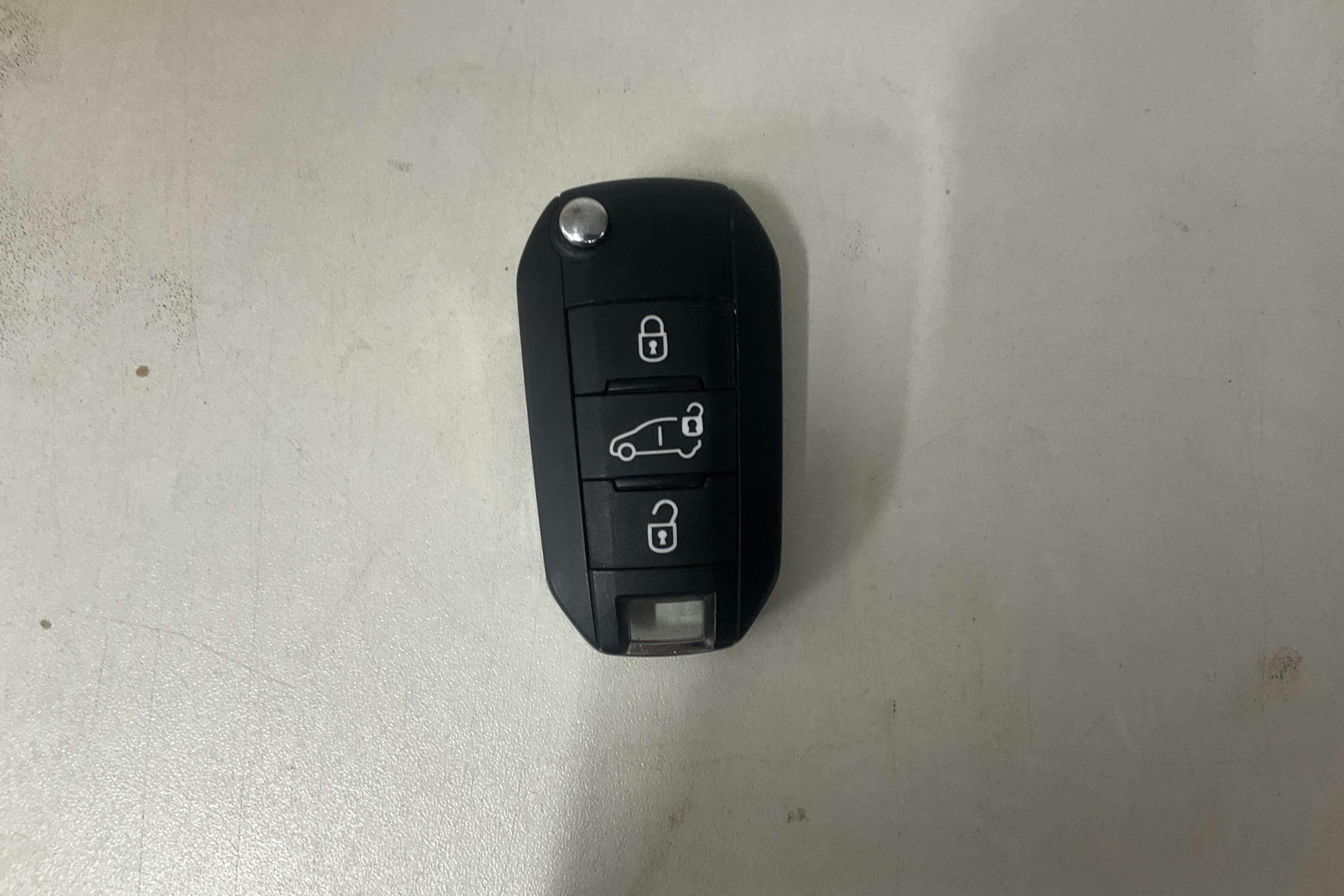 Presentationsfoto 16 av 16: Fiat E-Scudo 75kWh (130hk) - 4 744 mil - Automat - vit - 2023