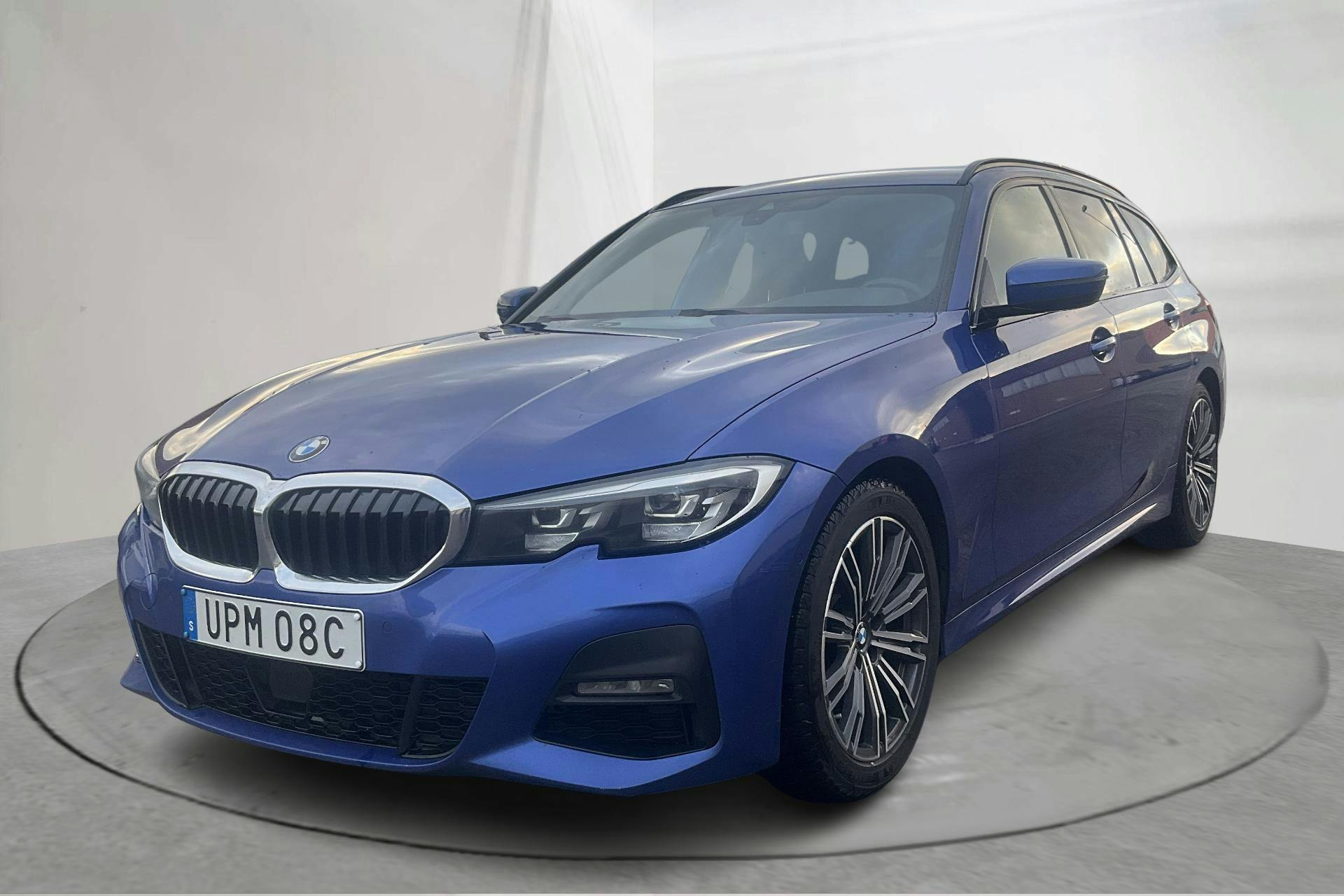Presentation photo 1 of 18: BMW 320d xDrive Touring, G21 (190hk) - 164 760 km - Automatic - blue - 2022
