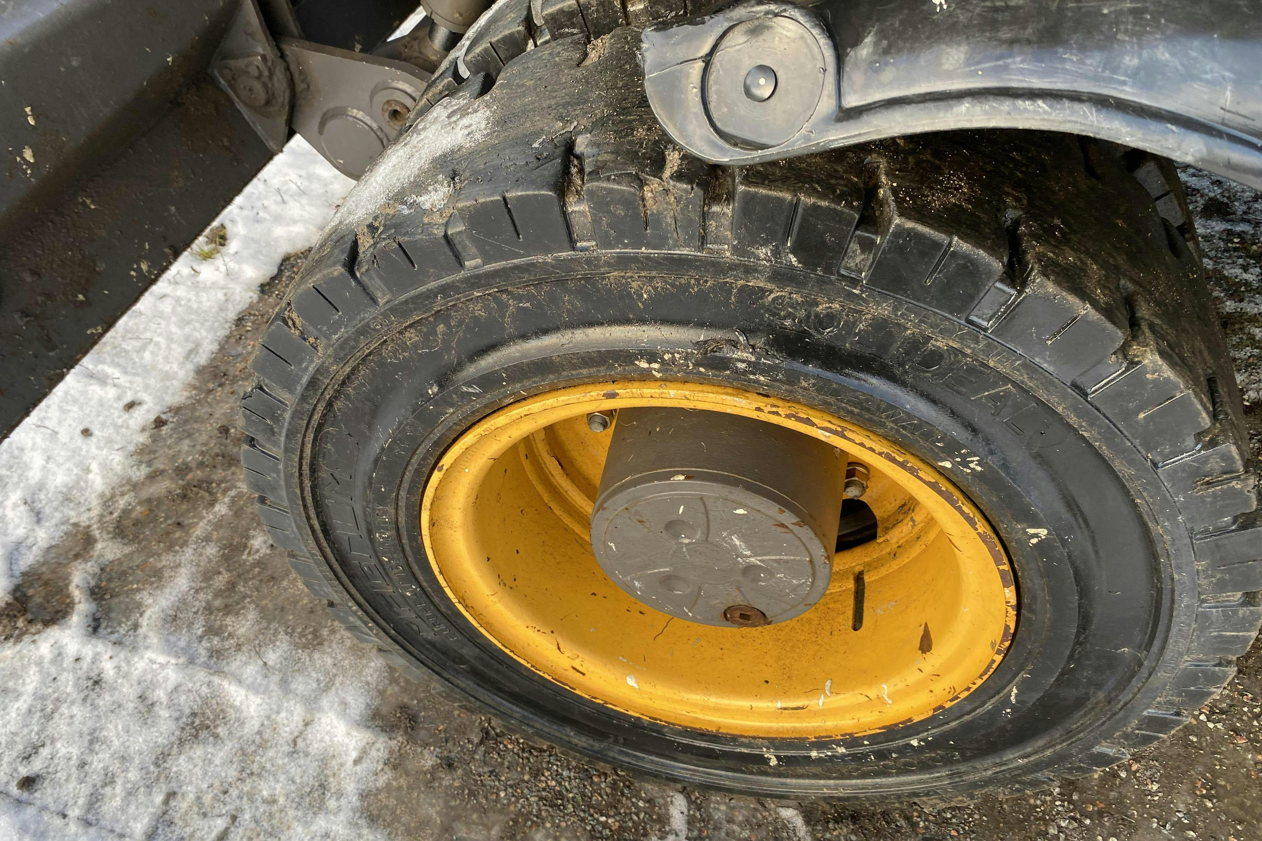 Esittelykuva 40 osoitteesta 40: Volvo EW140D Hjulgrävare med gripklo -  - 2015