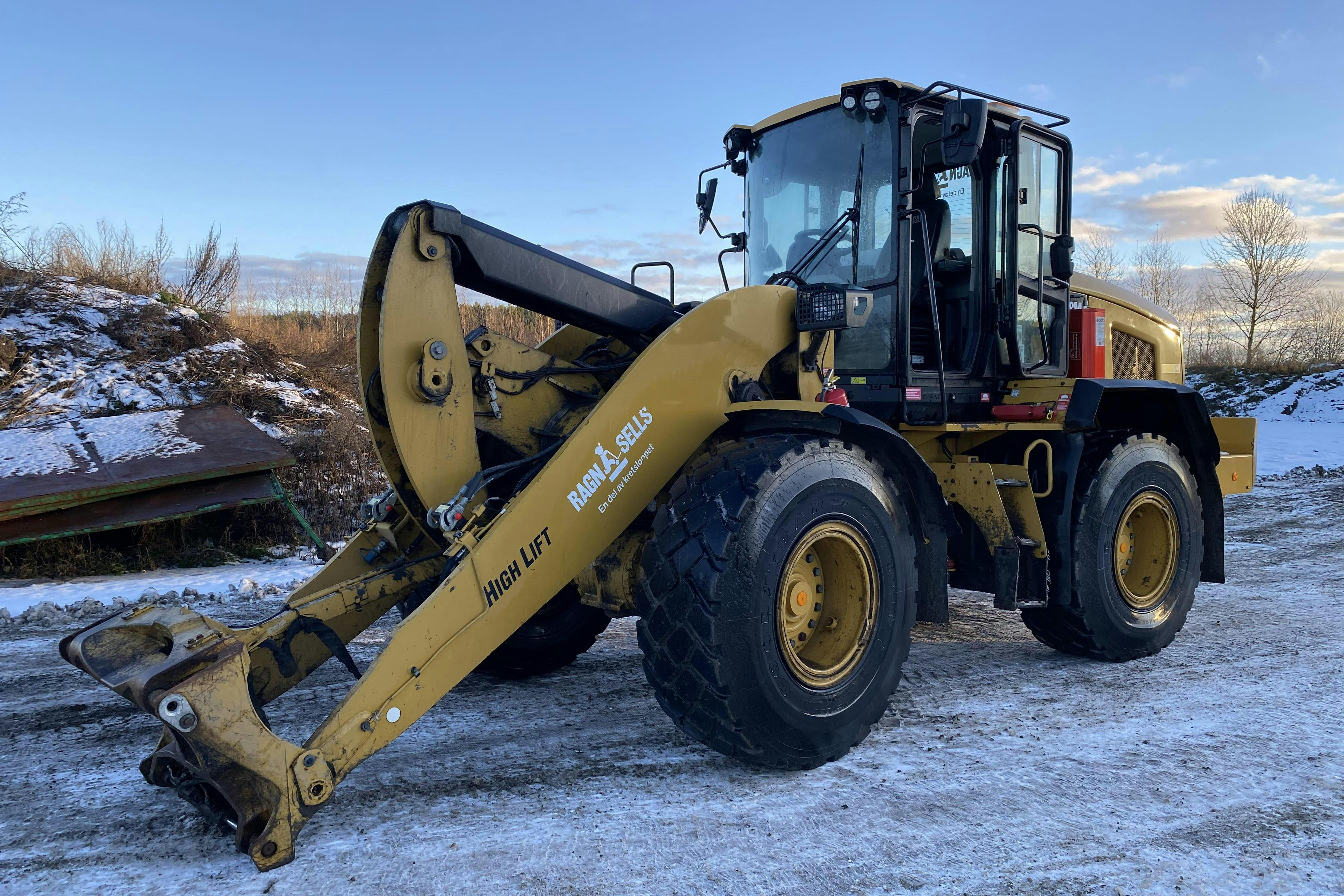 Esittelykuva 1 osoitteesta 51: Caterpillar 938M Hjullastare - 0 km - Automaattinen - keltainen - 2018