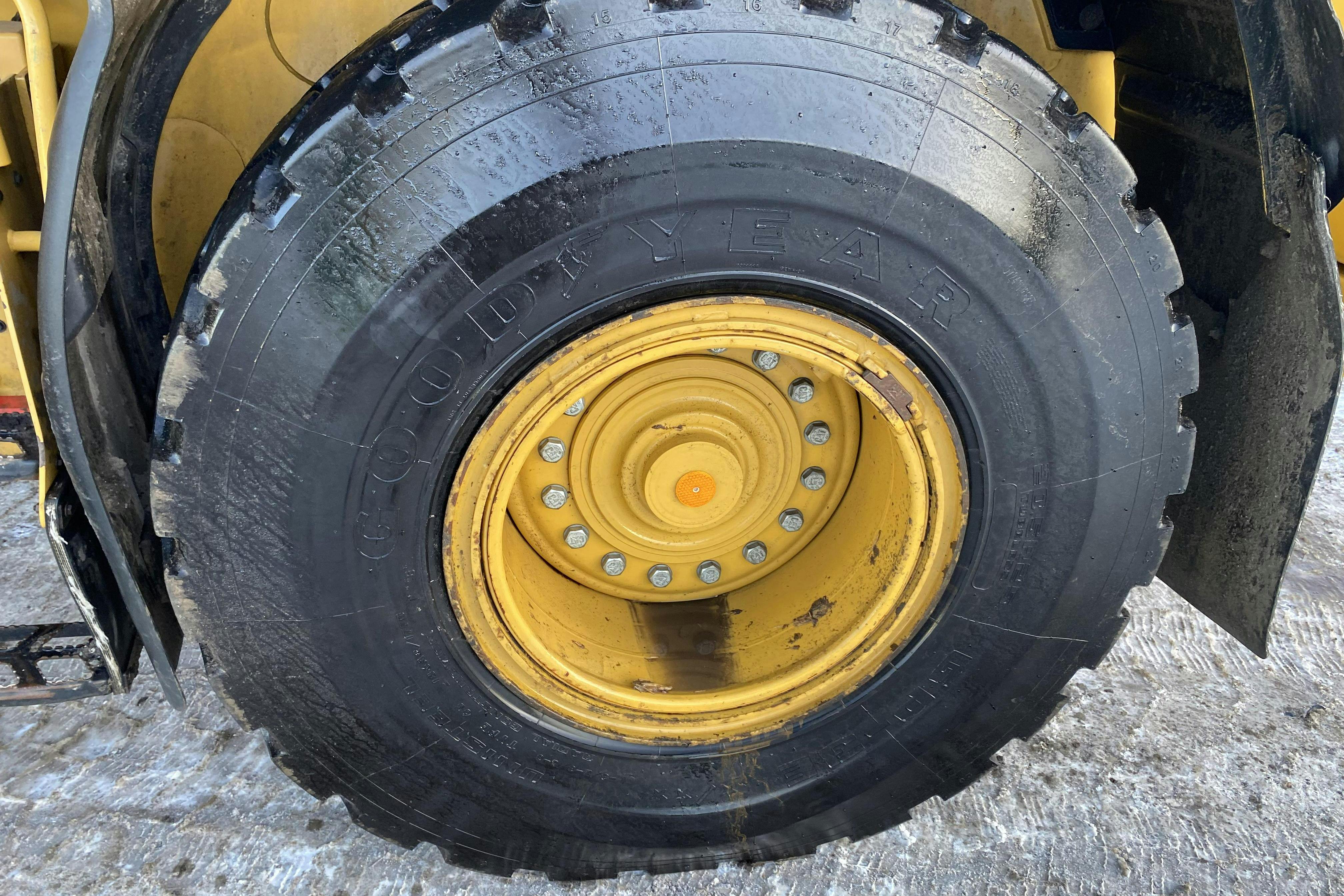 Esittelykuva 51 osoitteesta 51: Caterpillar 938M Hjullastare - 0 km - Automaattinen - keltainen - 2018