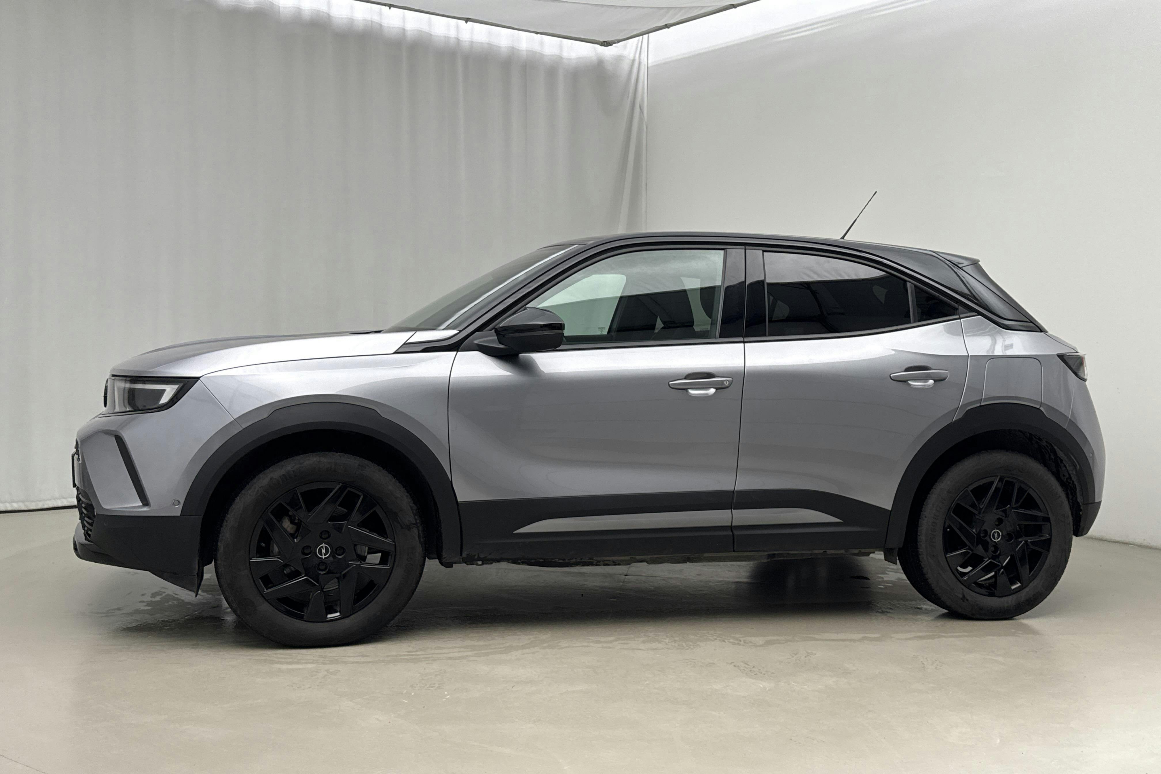Presentationsfoto 2 av 19: Opel Mokka-e (136hk) - 5 826 mil - Automat - grå - 2022