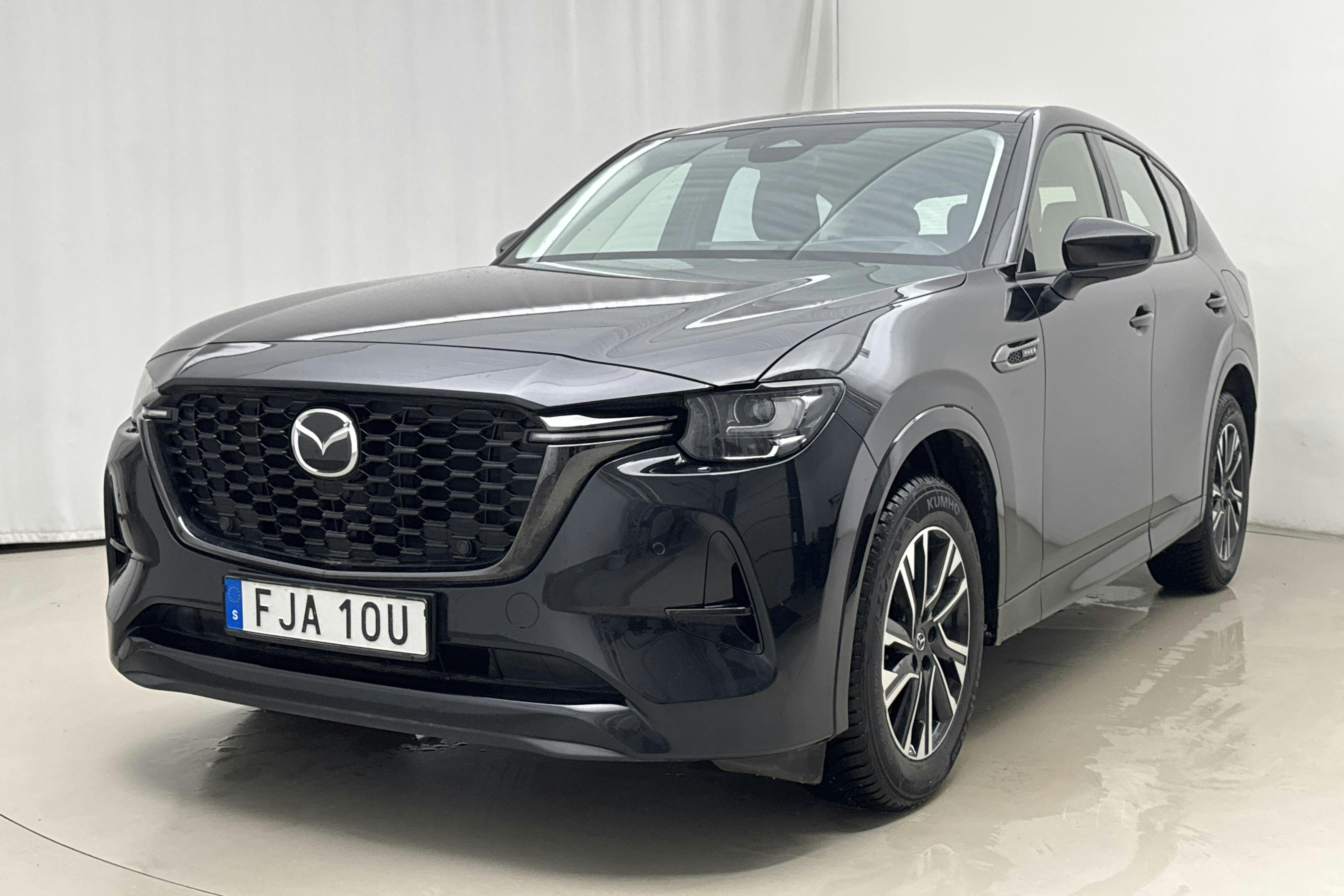 Presentationsfoto 1 av 21: Mazda CX-60 e-Skyactiv PHEV AWD (327hk) - 12 331 mil - Automat - svart - 2023