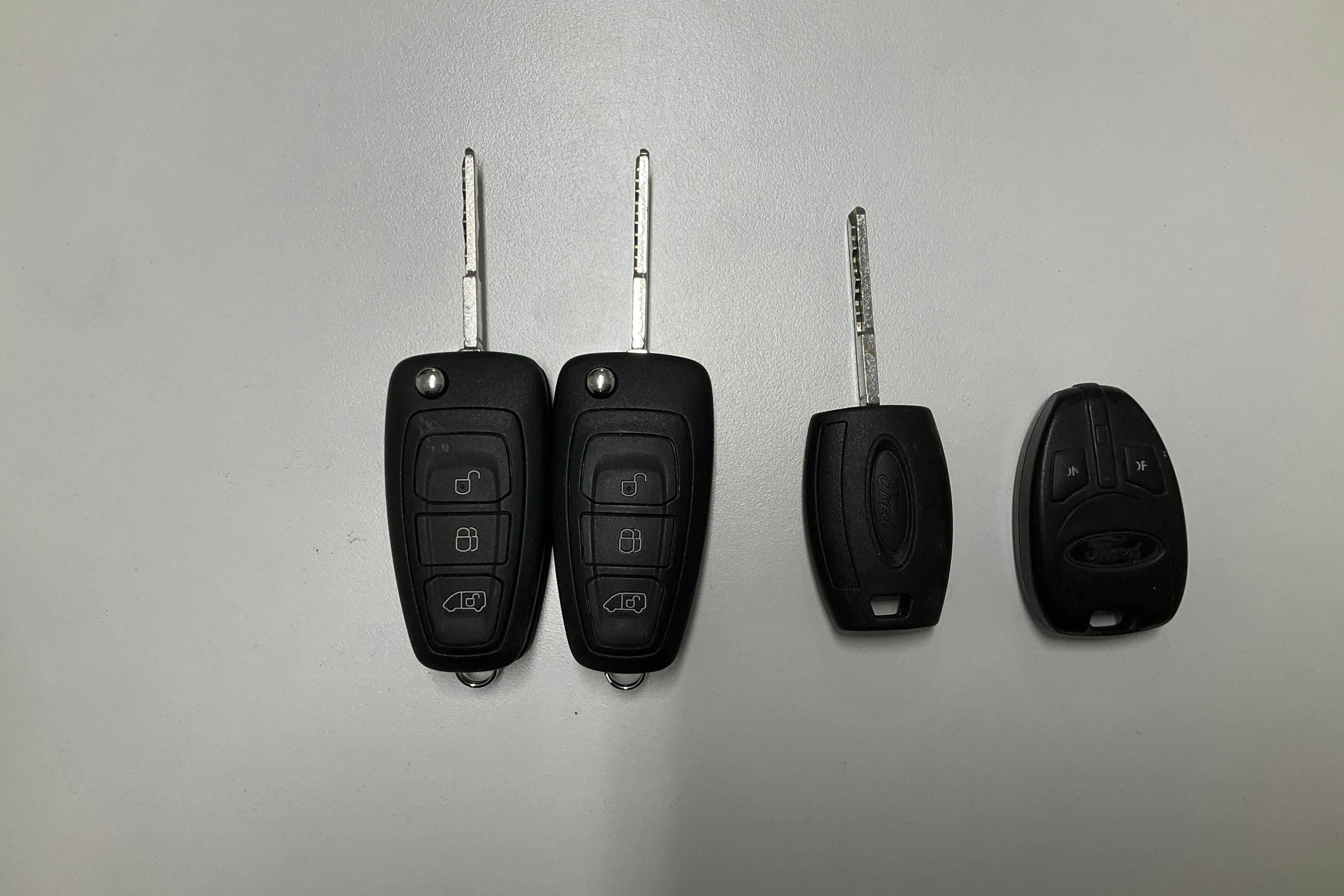 Presentation photo 13 of 13: Ford Transit Custom 280 (130hk) - 247 020 km - Automatic - white - 2019