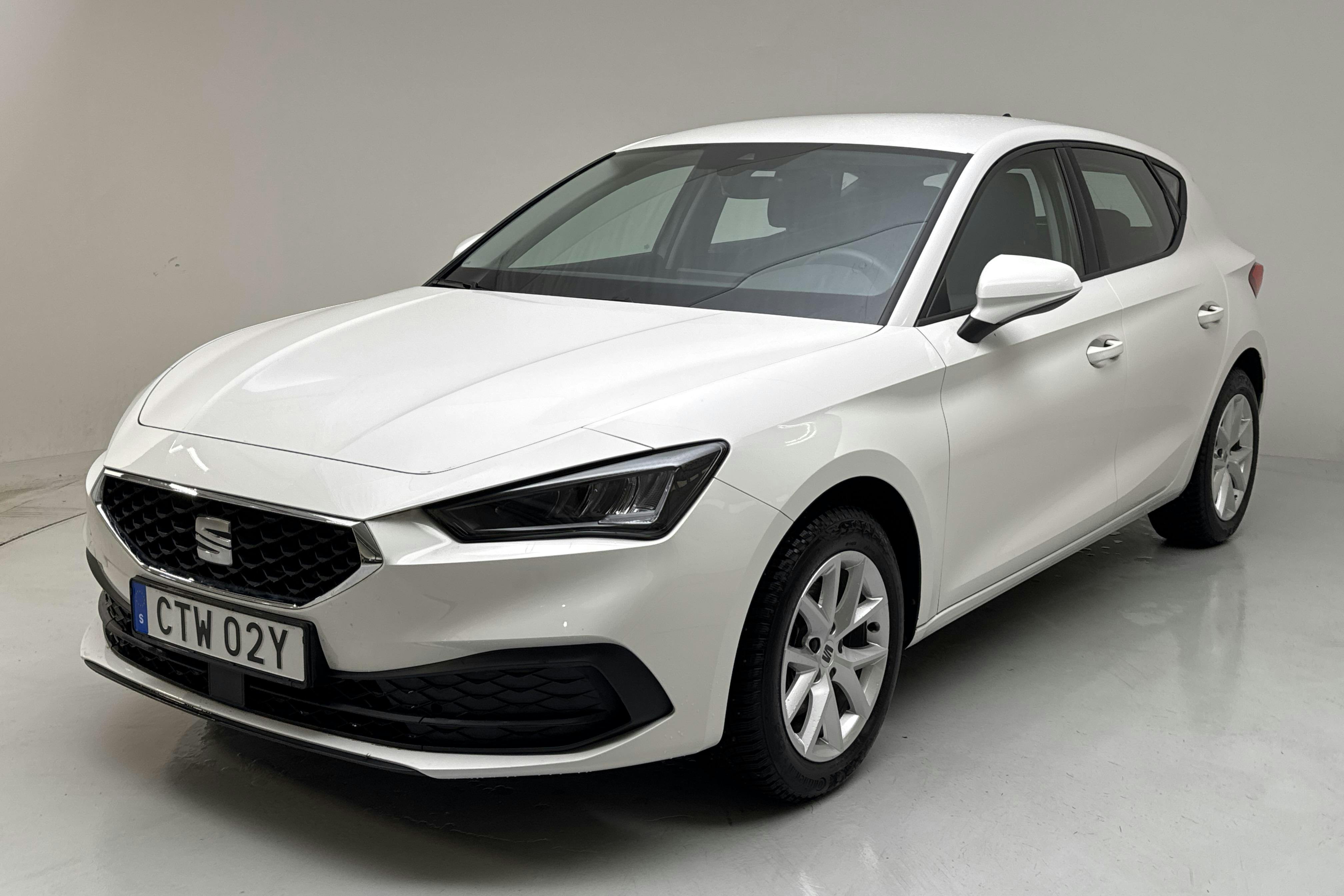 Esittelykuva 1 osoitteesta 12: Seat Leon 1.5 TGI 5dr (130hk) - 5 780 km - Automaattinen - valkoinen - 2023