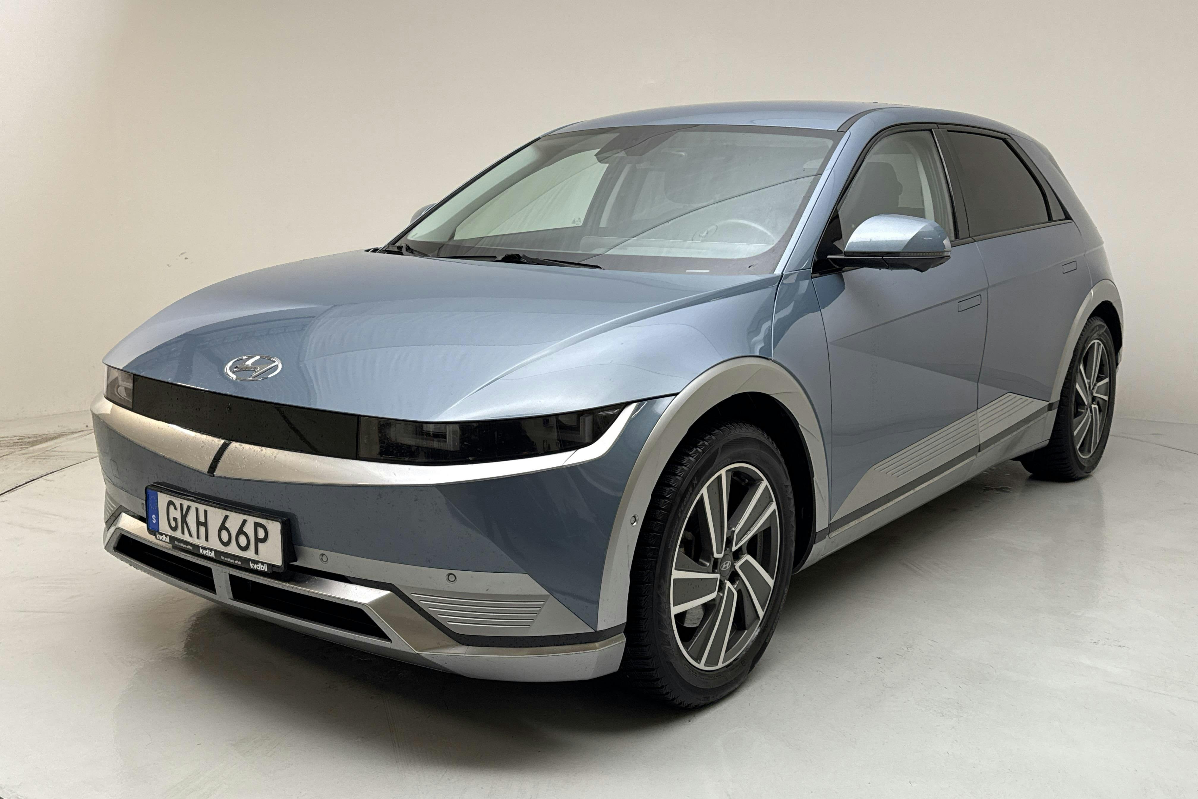 Esittelykuva 1 osoitteesta 19: Hyundai IONIQ 5 73kWh (217hk) - 79 310 km - Automaattinen - sininen - 2022