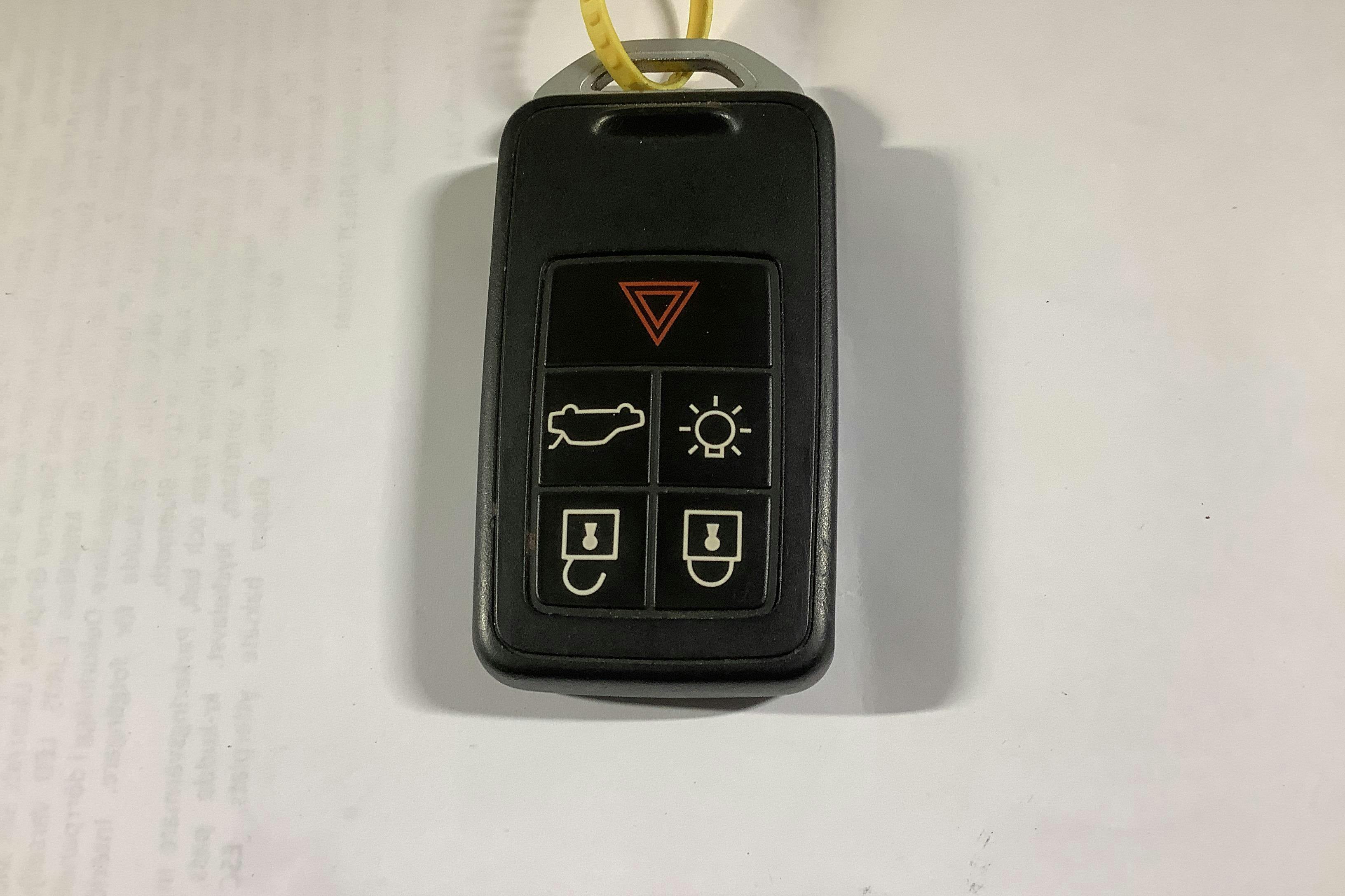 Presentationsfoto 13 av 13: Volvo V40 D2 (115hk) - 18 647 mil - Automat - grå - 2015