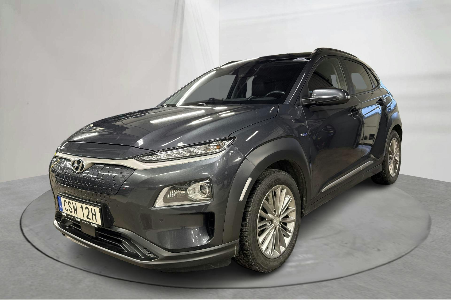 Esitlusfoto 1 aadressil 17: Hyundai Kona Electric Long Range 64kWh (204hk) - 129 590 km - Automaatne - hall - 2020