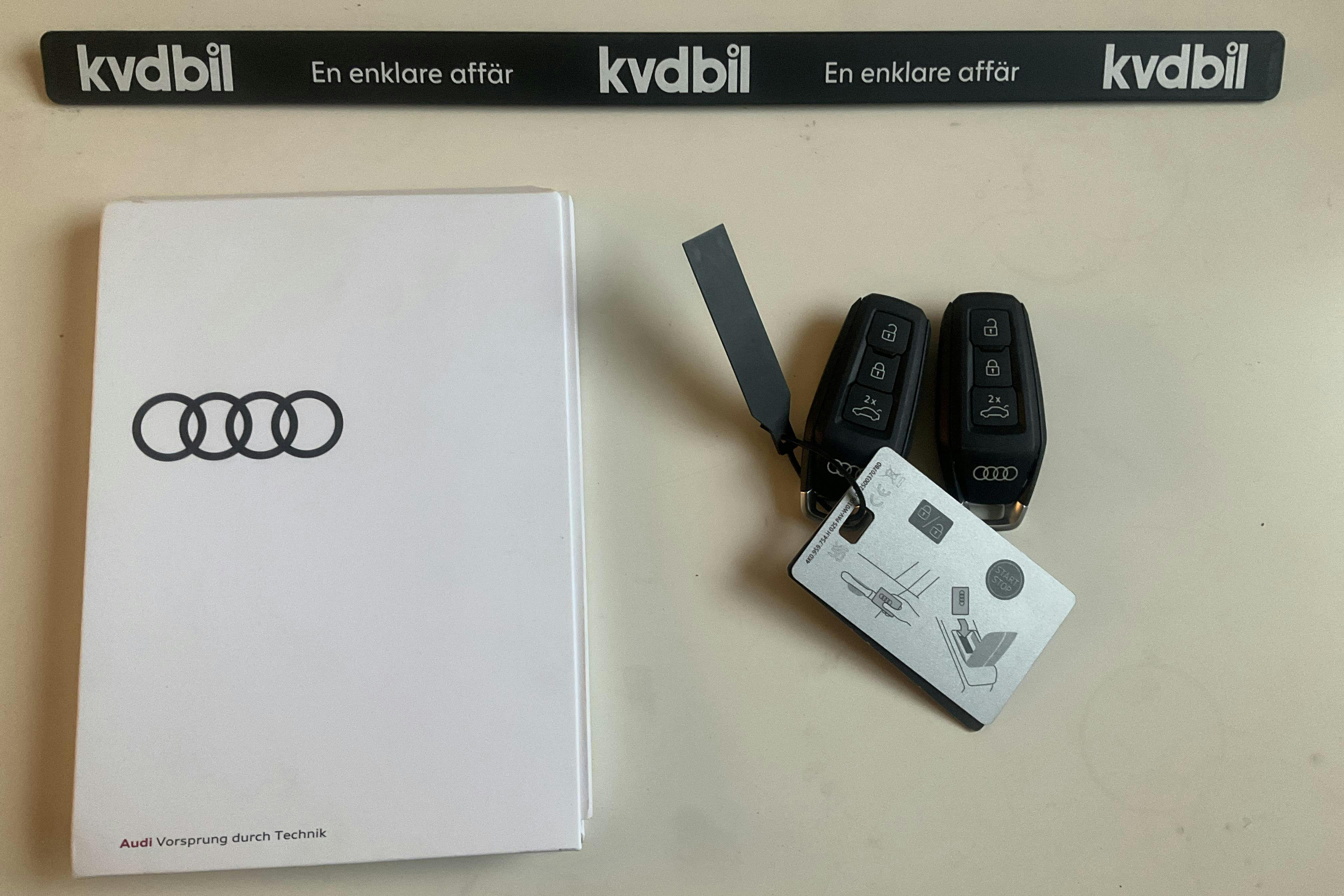 Presentationsfoto 27 av 27: Audi Q6 e-tron 83kWh (252hk) - 2 265 mil - Automat - grå - 2025