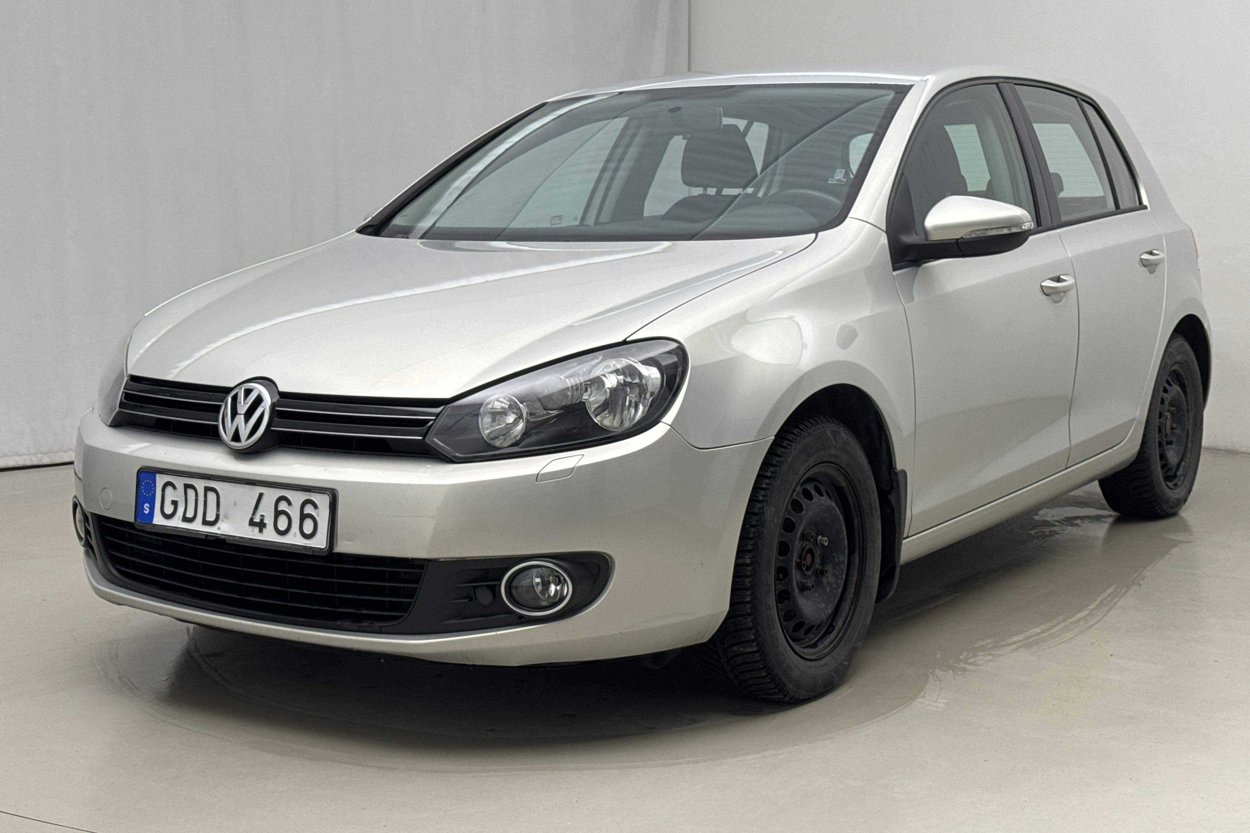 Presentation photo 1 of 16: VW Golf VI 1.6 MultiFuel E85 5dr (102hk) - 164 060 km - Manual - Light Brown - 2011