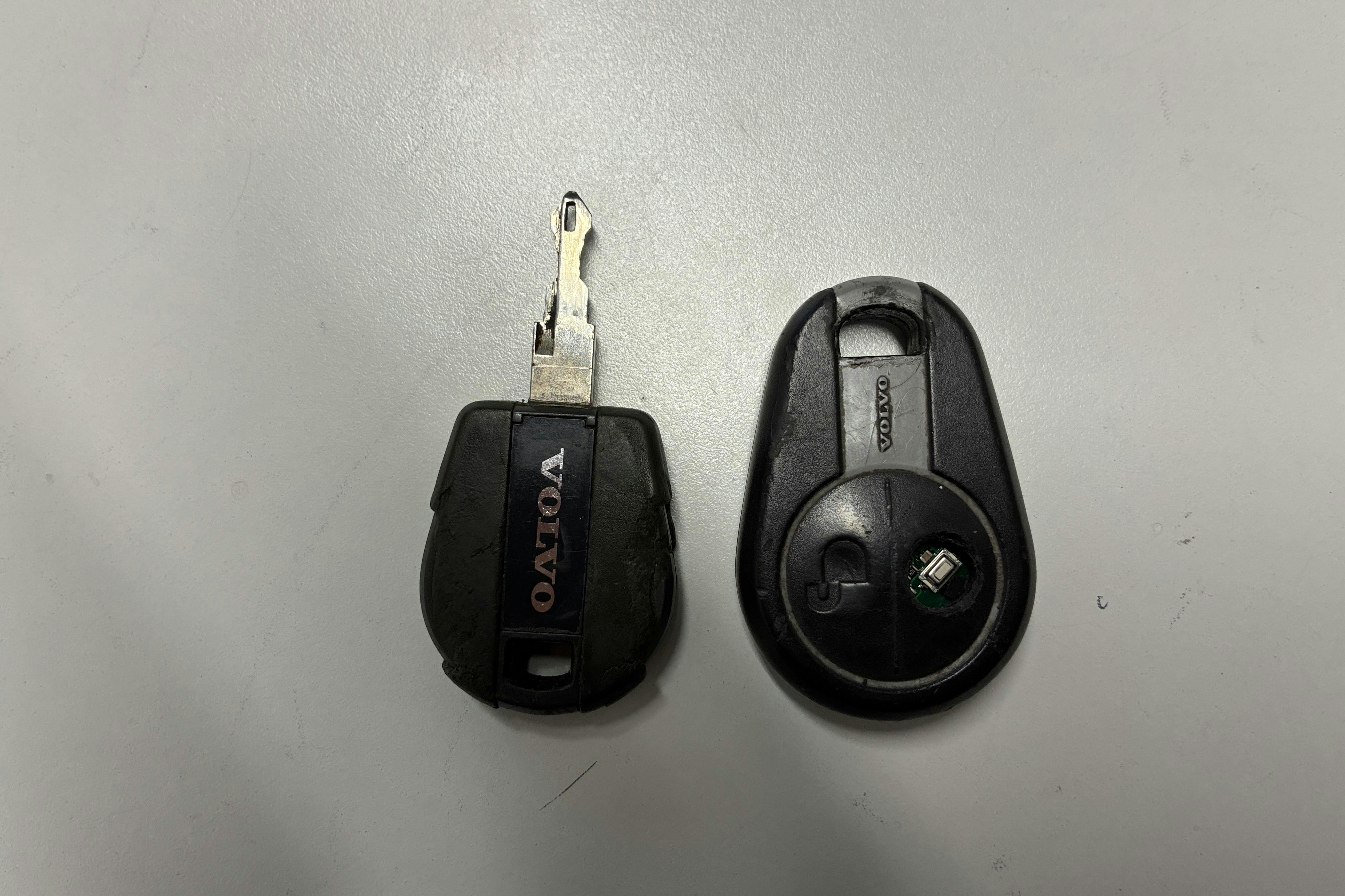 Präsentationsfoto 107 von 107: VOLVO FL250 - 461 649 Kilometer - Verkaufsautomat - Weiß - 2014