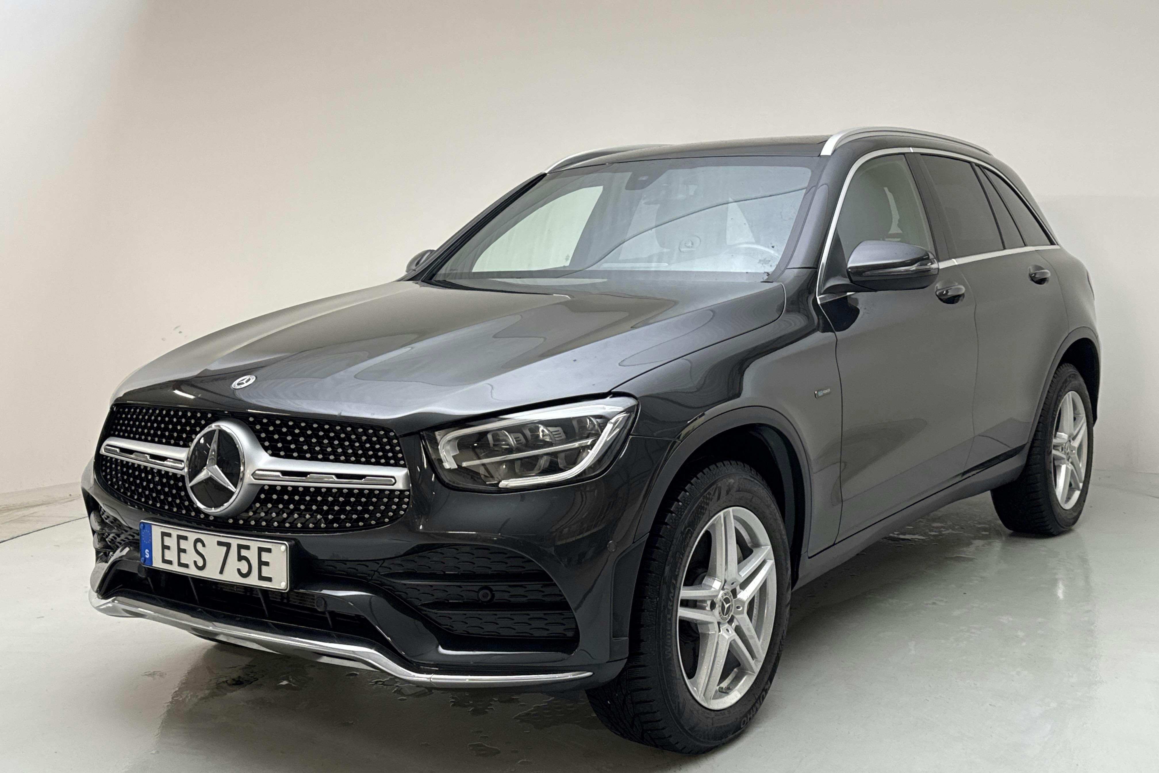 Esittelykuva 1 osoitteesta 18: Mercedes GLC 300 de 4MATIC X253 (316hk) - 79 870 km - Automaattinen - harmaa - 2021
