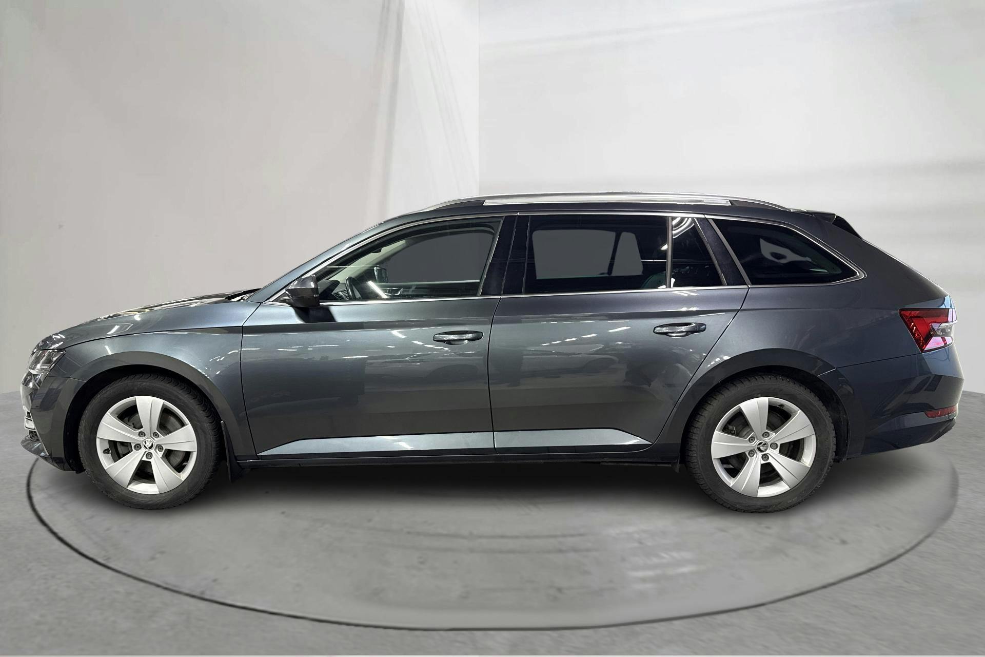 Esitlusfoto 2 aadressil 20: Skoda Superb 1.4 TSI PHEV Kombi (218hk) - 203 110 km - Automaatne - hall - 2021