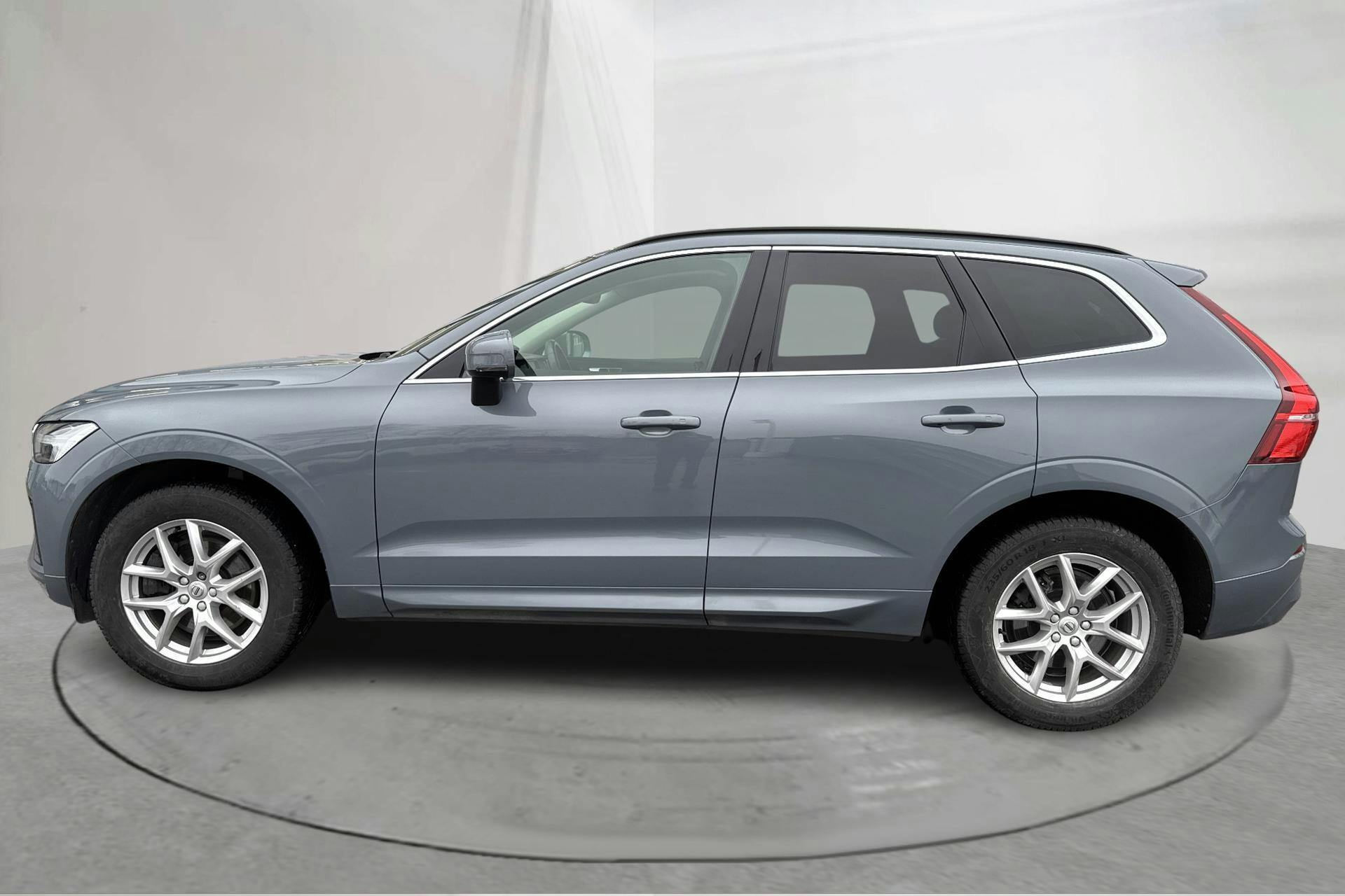 Esitlusfoto 2 aadressil 15: Volvo XC60 B4 AWD Mildhybrid, Diesel (197hk) - 135 190 km - Automaatne - hall - 2023
