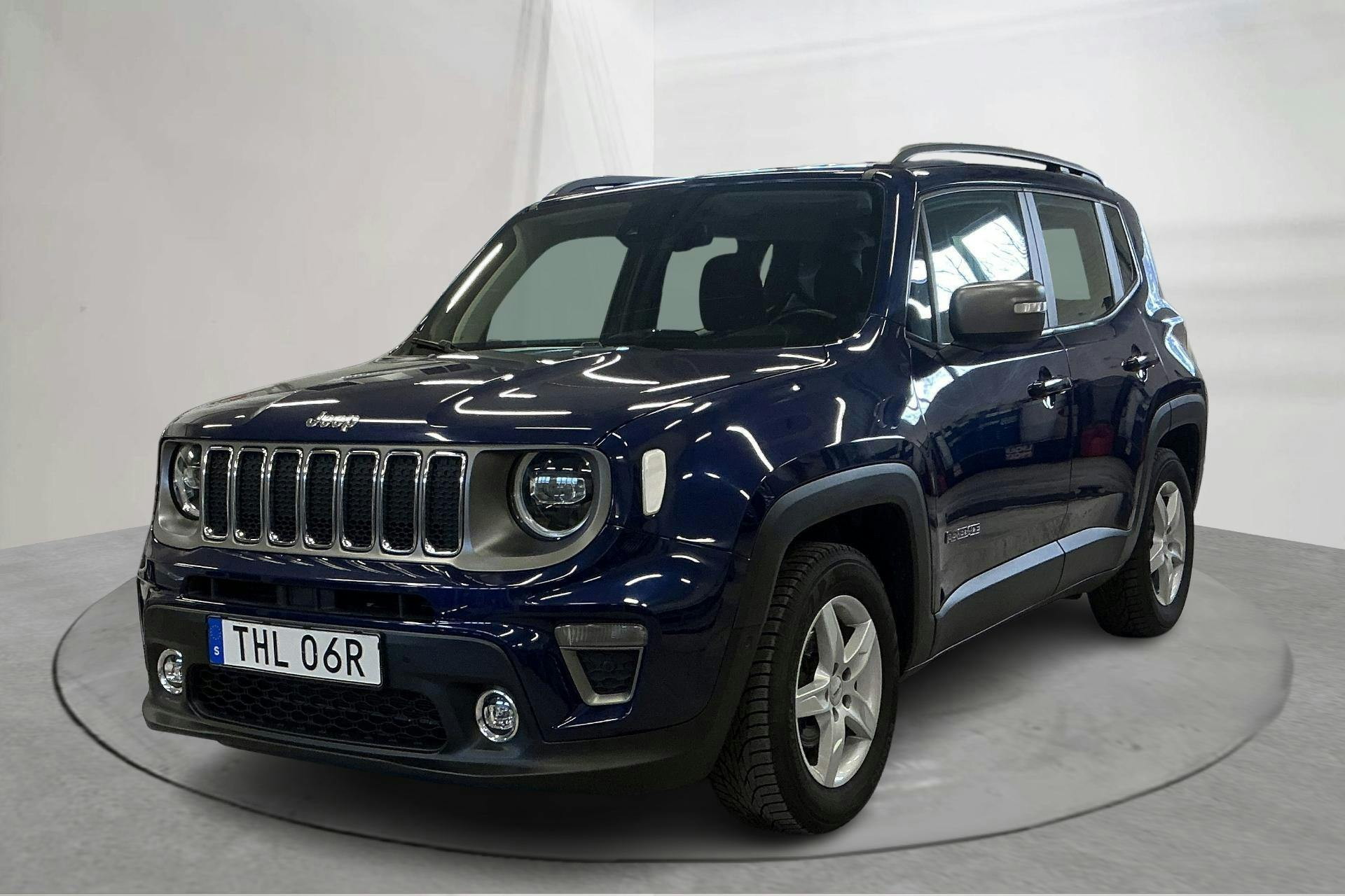 Esittelykuva 1 osoitteesta 13: Jeep Renegade 1.0 GSE T3 2WD (120hk) - 82 000 km - Manuaalinen - sininen - 2019