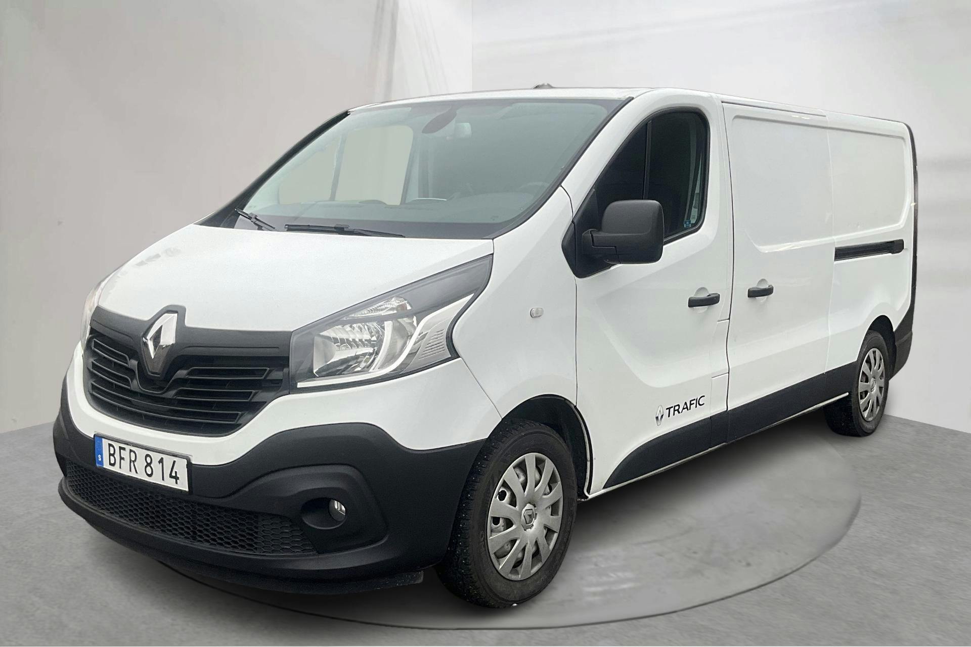 Presentationsfoto 1 av 12: Renault Trafic 1.6 dCi Skåp (125hk) - 9 483 mil - Manuell - vit - 2018