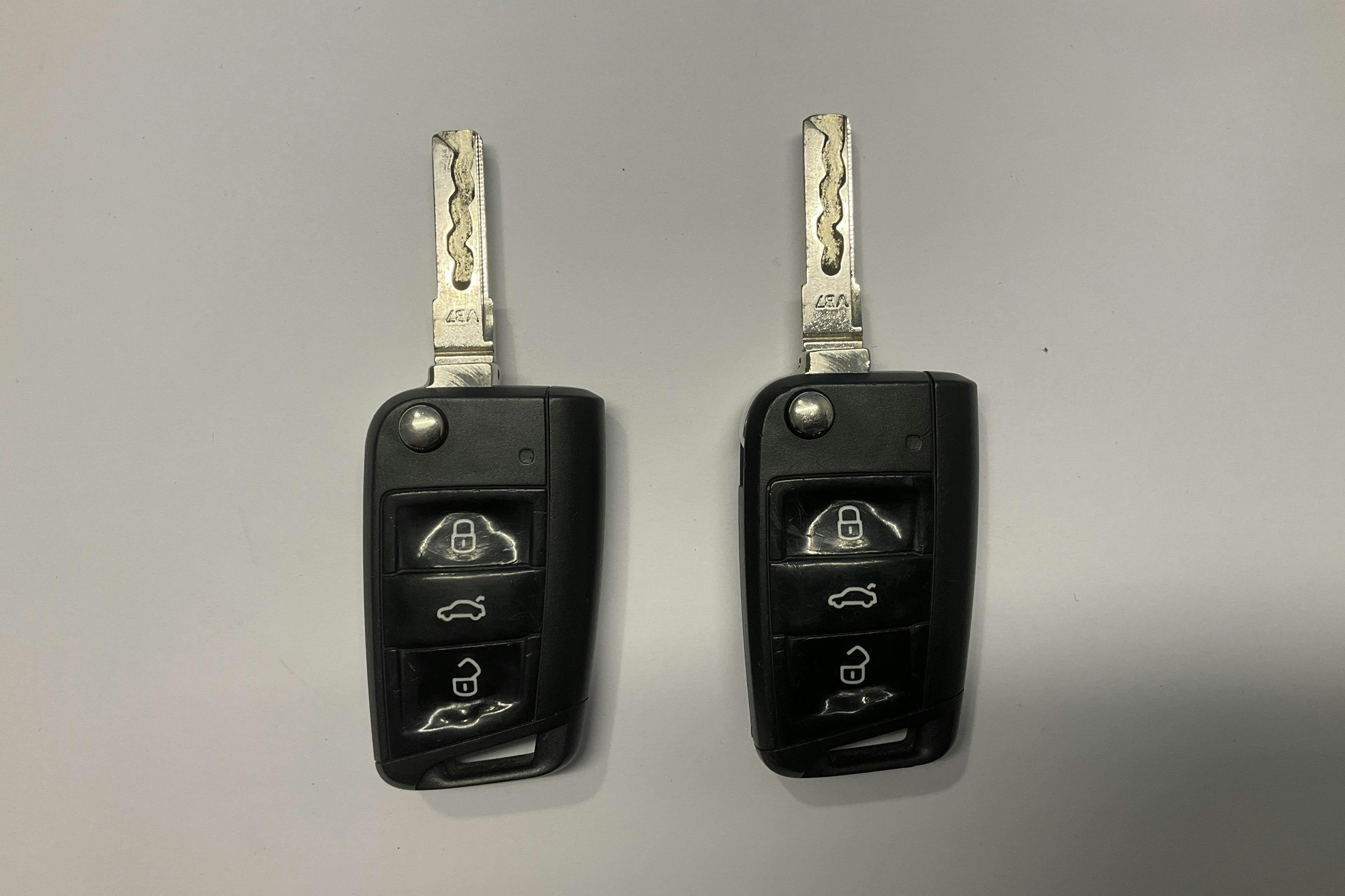 Presentationsfoto 13 av 13: VW Golf VII 1.2 TSI Sportscombi (105hk) - 16 578 mil - Manuell - blå - 2015