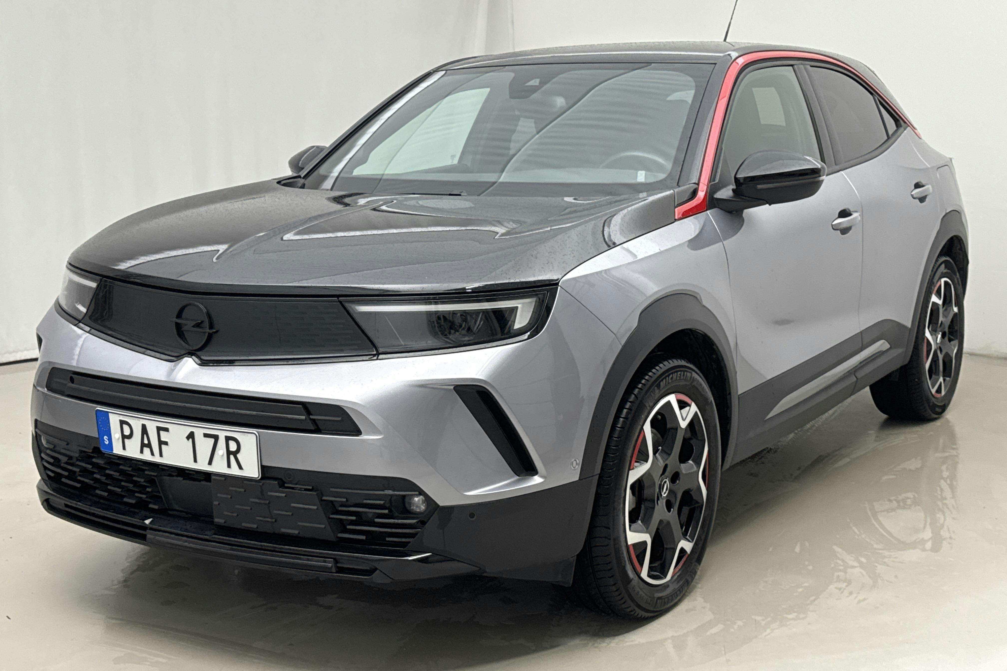 Presentationsfoto 1 av 16: Opel Mokka-e (136hk) - 1 454 mil - Automat - grå - 2022