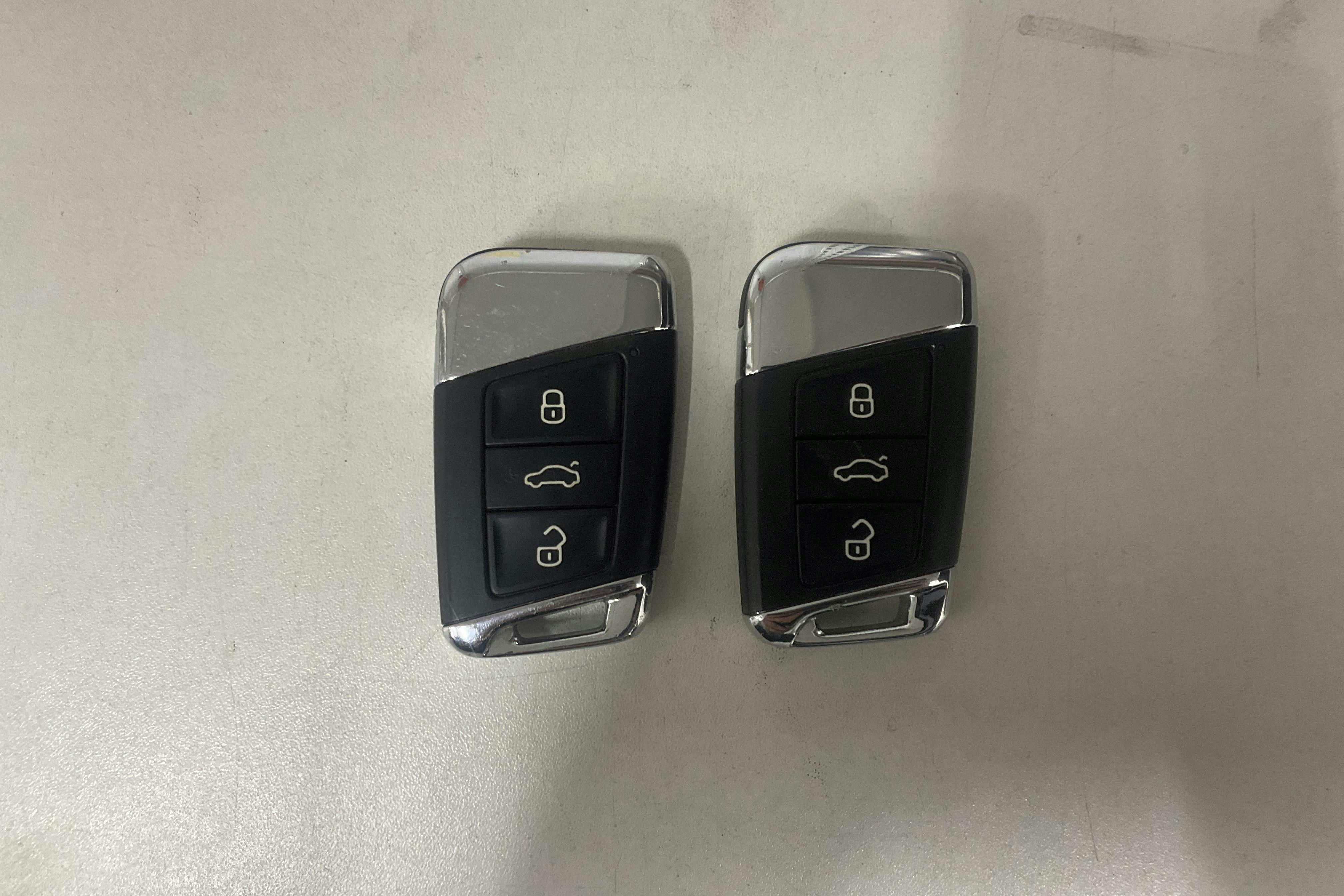 Presentationsfoto 16 av 16: VW Passat Alltrack 2.0 TDI 4MOTION (190hk) - 17 993 mil - Automat - vit - 2020