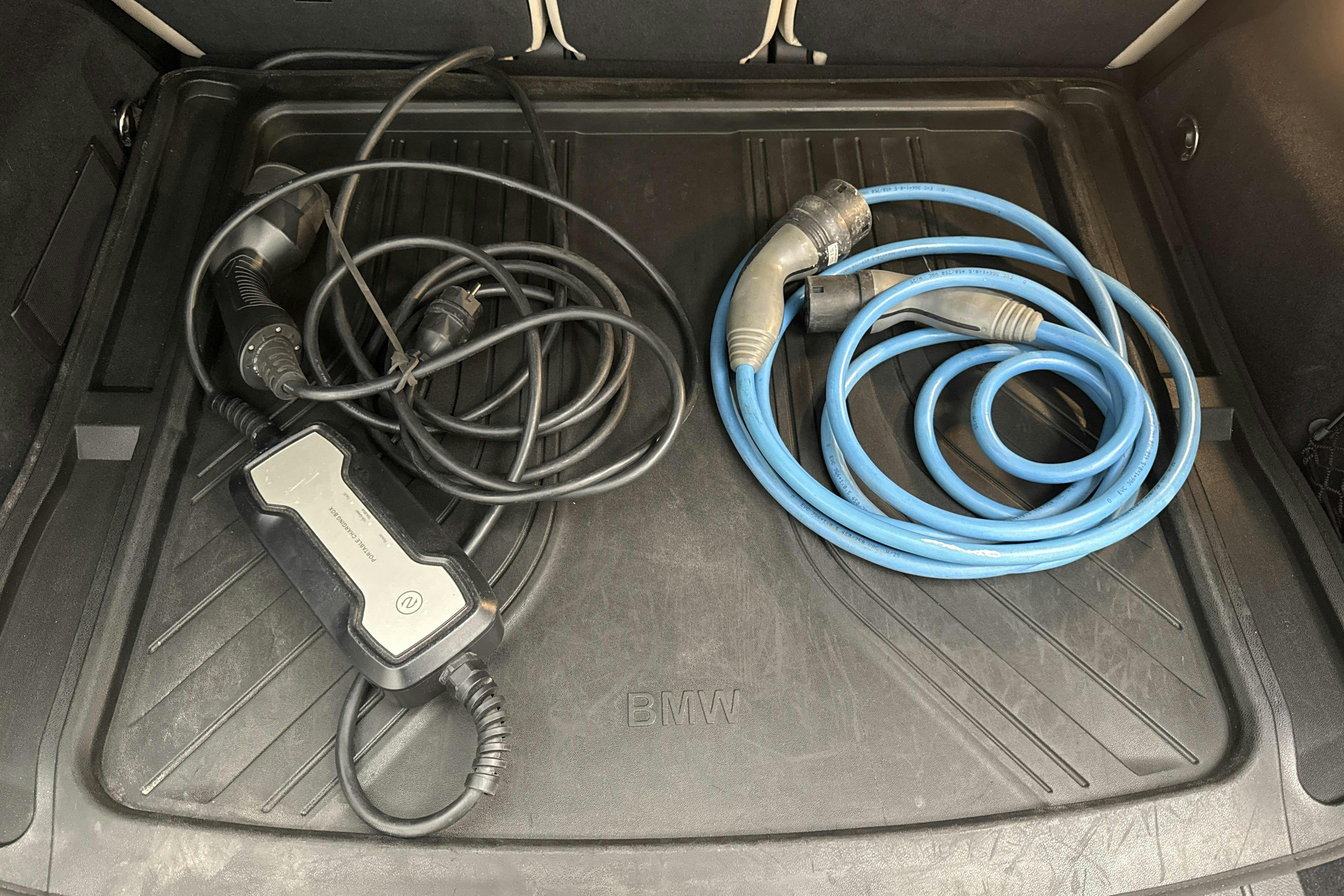 Esitlusfoto 19 aadressil 19: BMW 225xe Active Tourer, F45 (224hk) - 146 050 km - Automaatne - hall - 2018