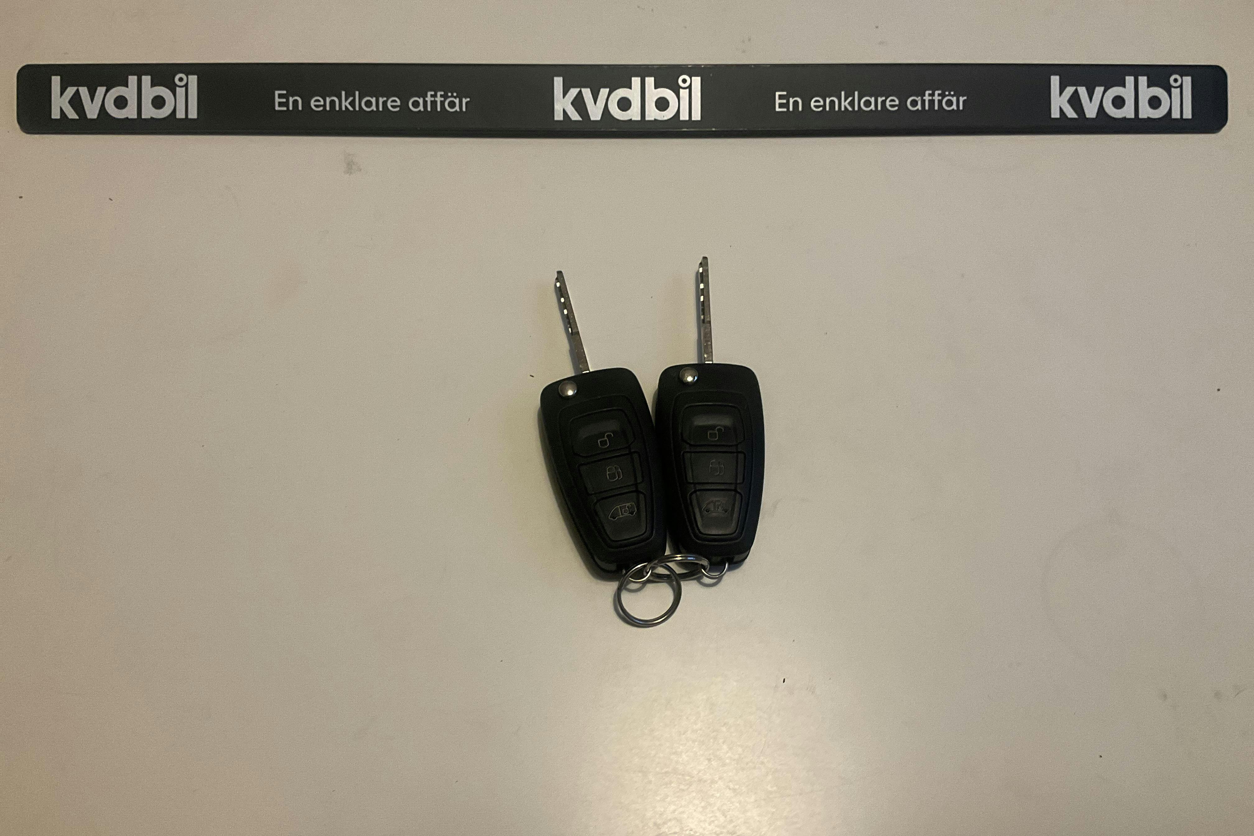 Presentationsfoto 13 av 13: Ford Transit Custom 300 MHEV (130hk) - 0 mil - Manuell - vit - 2021