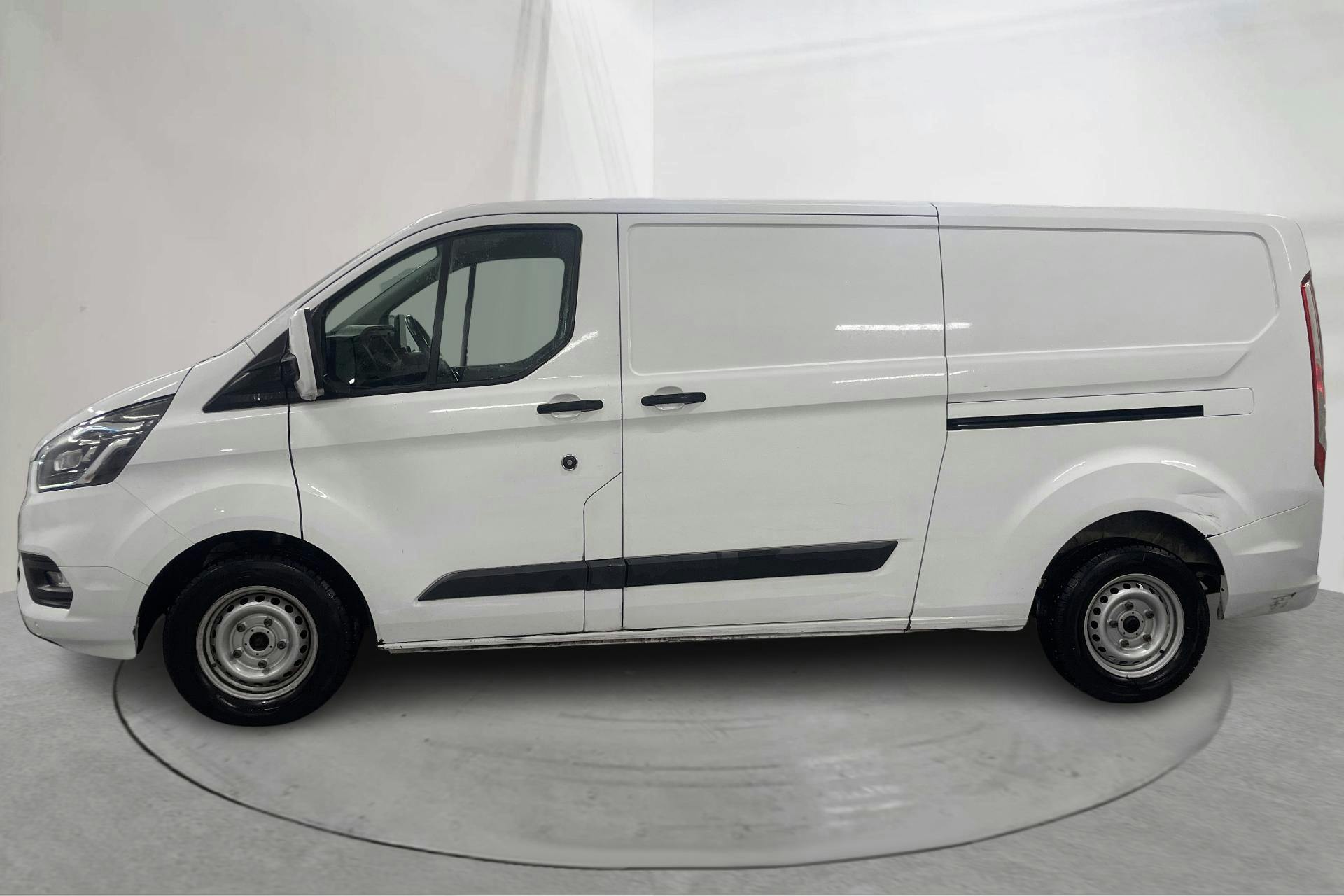 Presentationsfoto 2 av 15: Ford Transit Custom 300 MHEV (130hk) - 16 223 mil - Manuell - vit - 2021