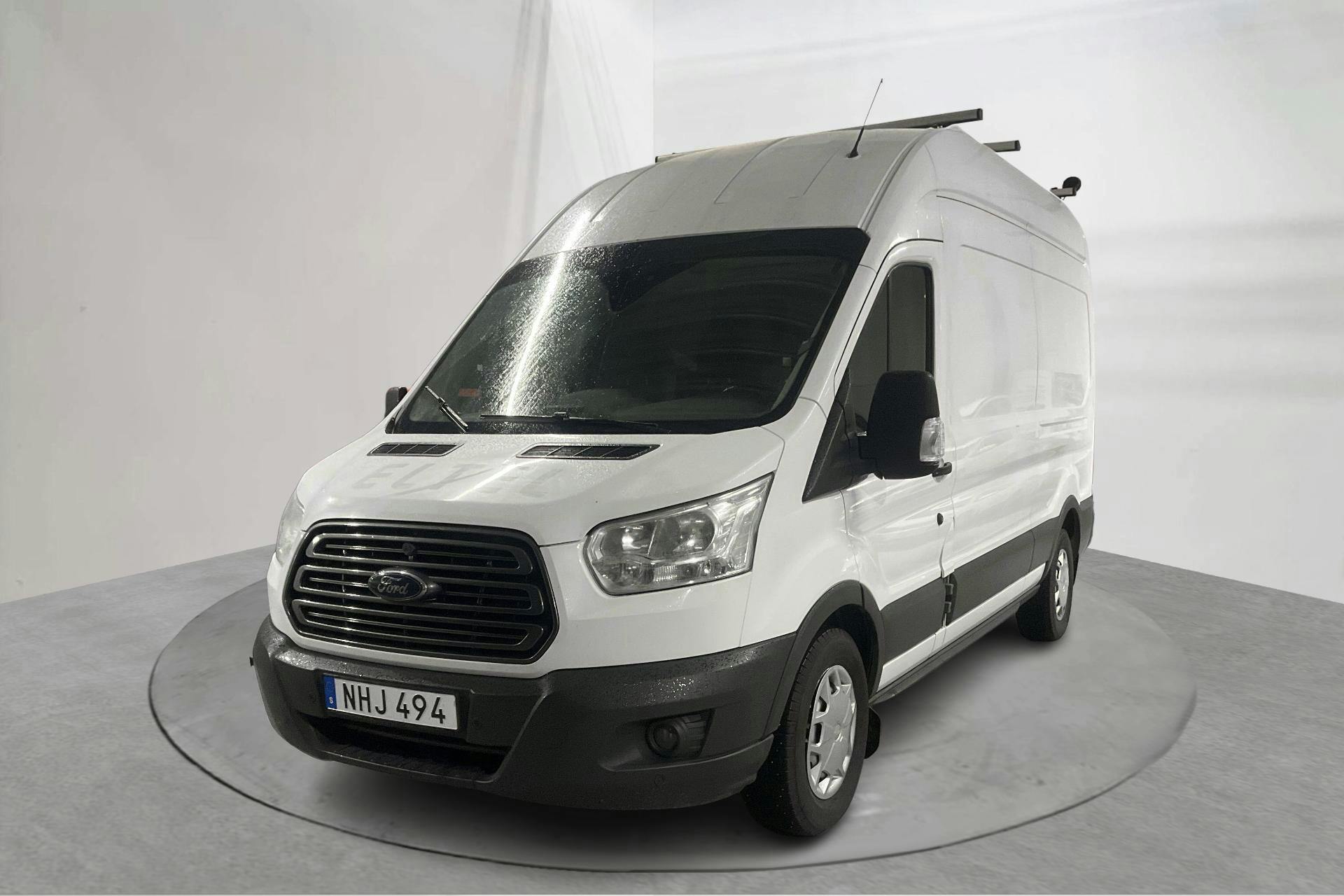 Presentation photo 1 of 16: Ford Transit 350 2.0 TDCi 2WD Skåp (130hk) - 204 420 km - Manual - white - 2017