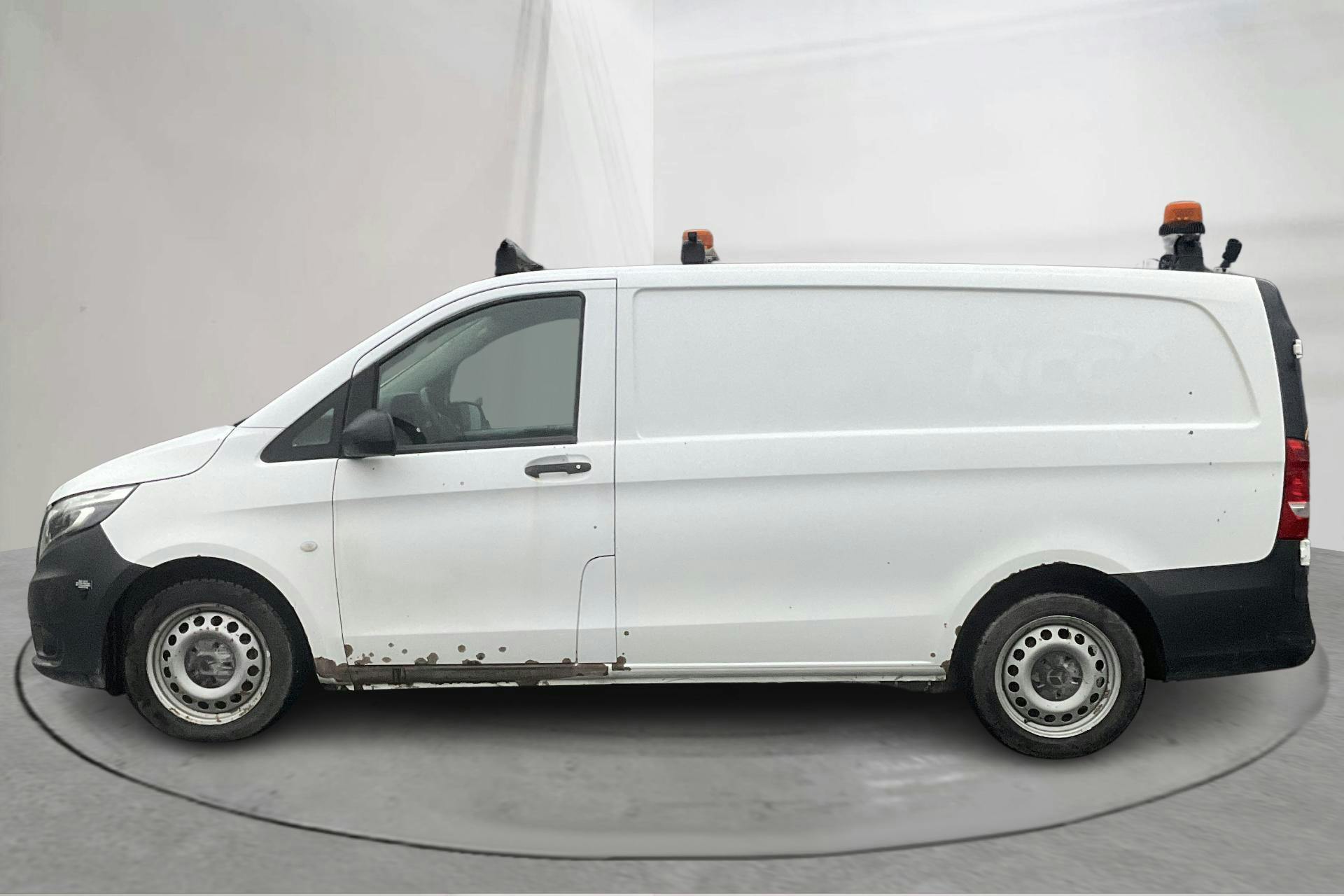 Presentationsfoto 2 av 14: Mercedes Vito 116 CDI 4MATIC W640 (163hk) - 2 157 mil - Automat - vit - 2021