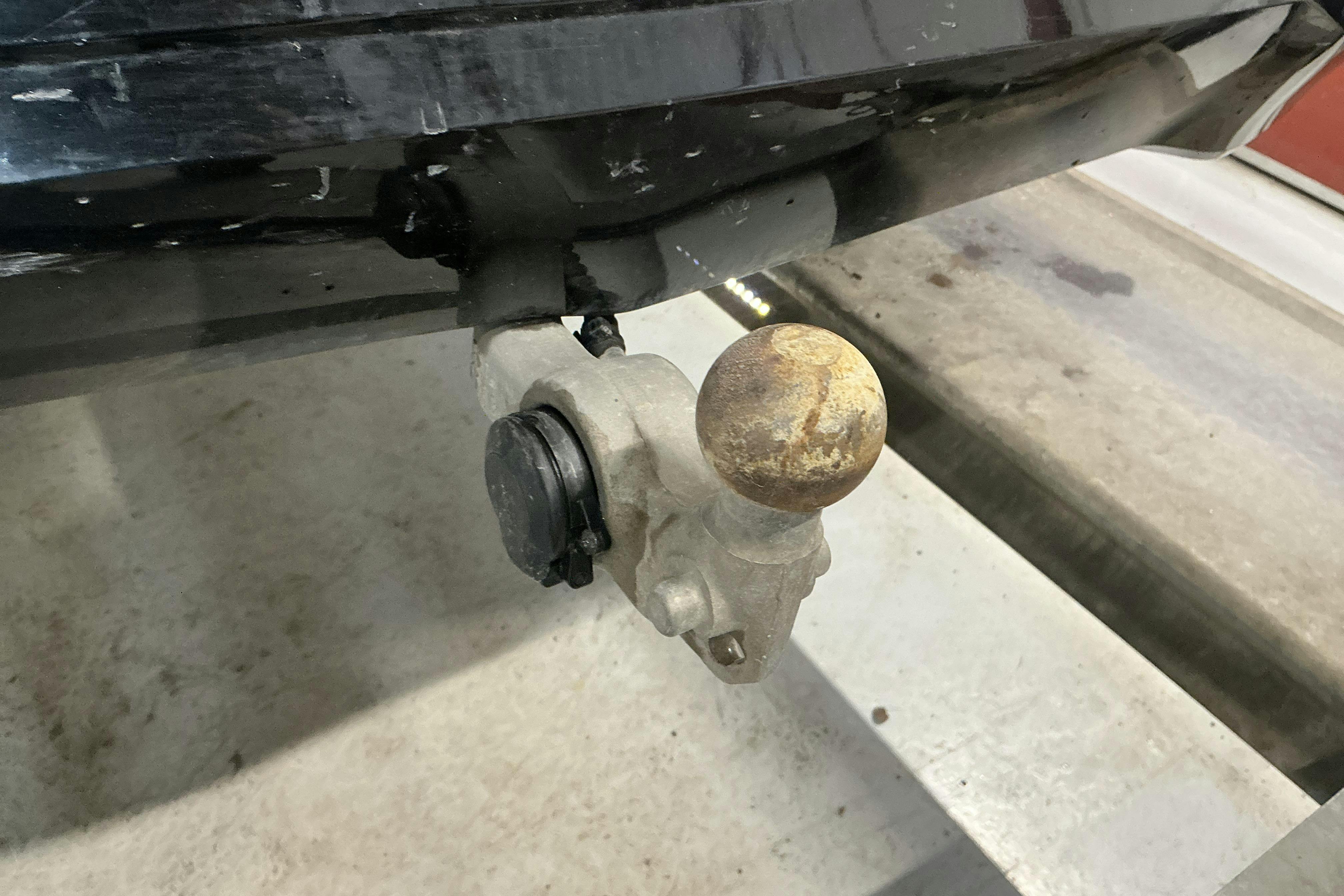 Zdjęcie prezentacyjne 14 z 14: Volvo XC60 B4 AWD Mildhybrid, Diesel (197hk) - 151 890 km - Automatyczna - czarny - 2023