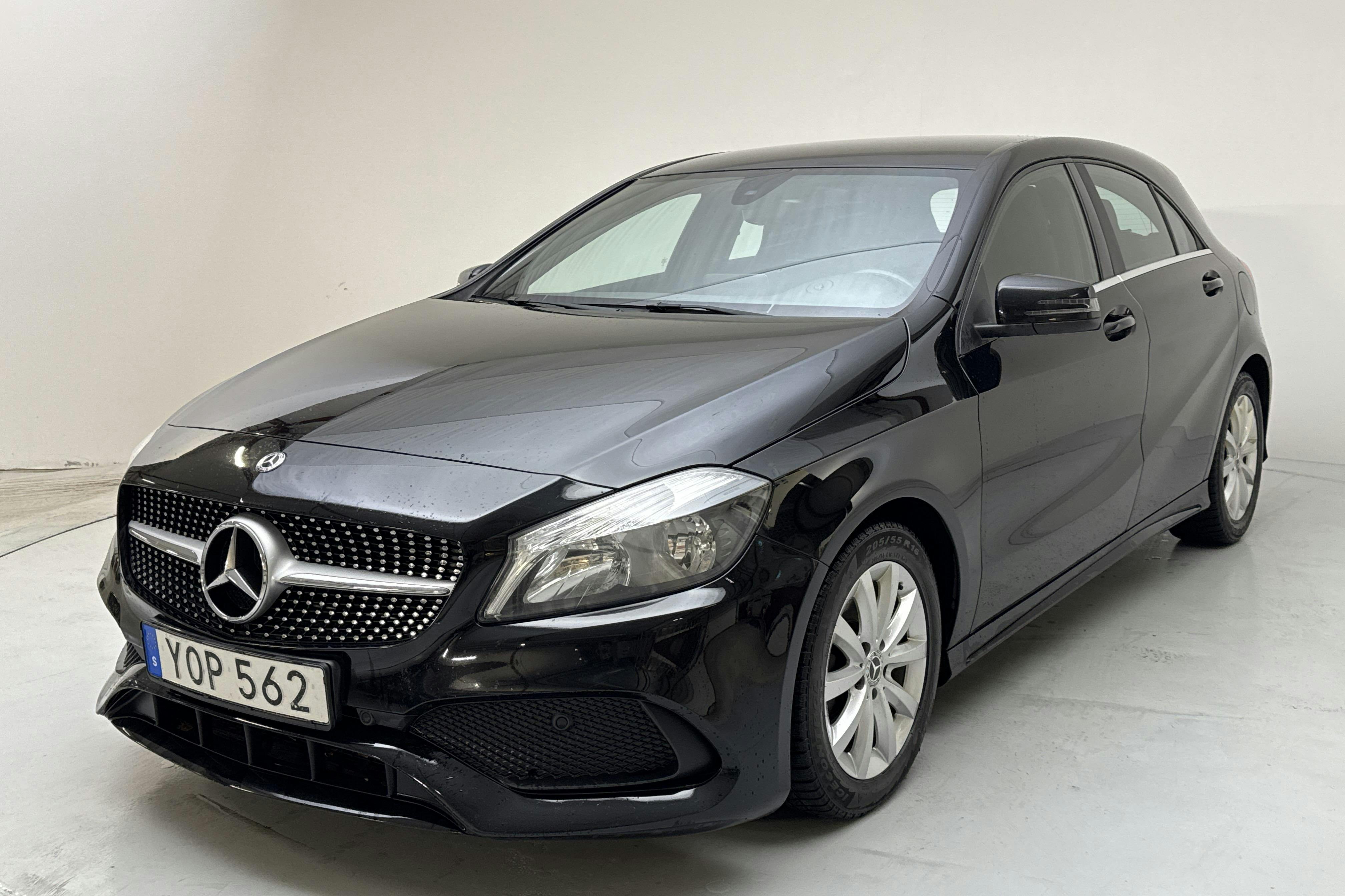 Esitlusfoto 1 aadressil 14: Mercedes A 180 5dr W176 (122hk) - 122 510 km - Käsitsi - must - 2018