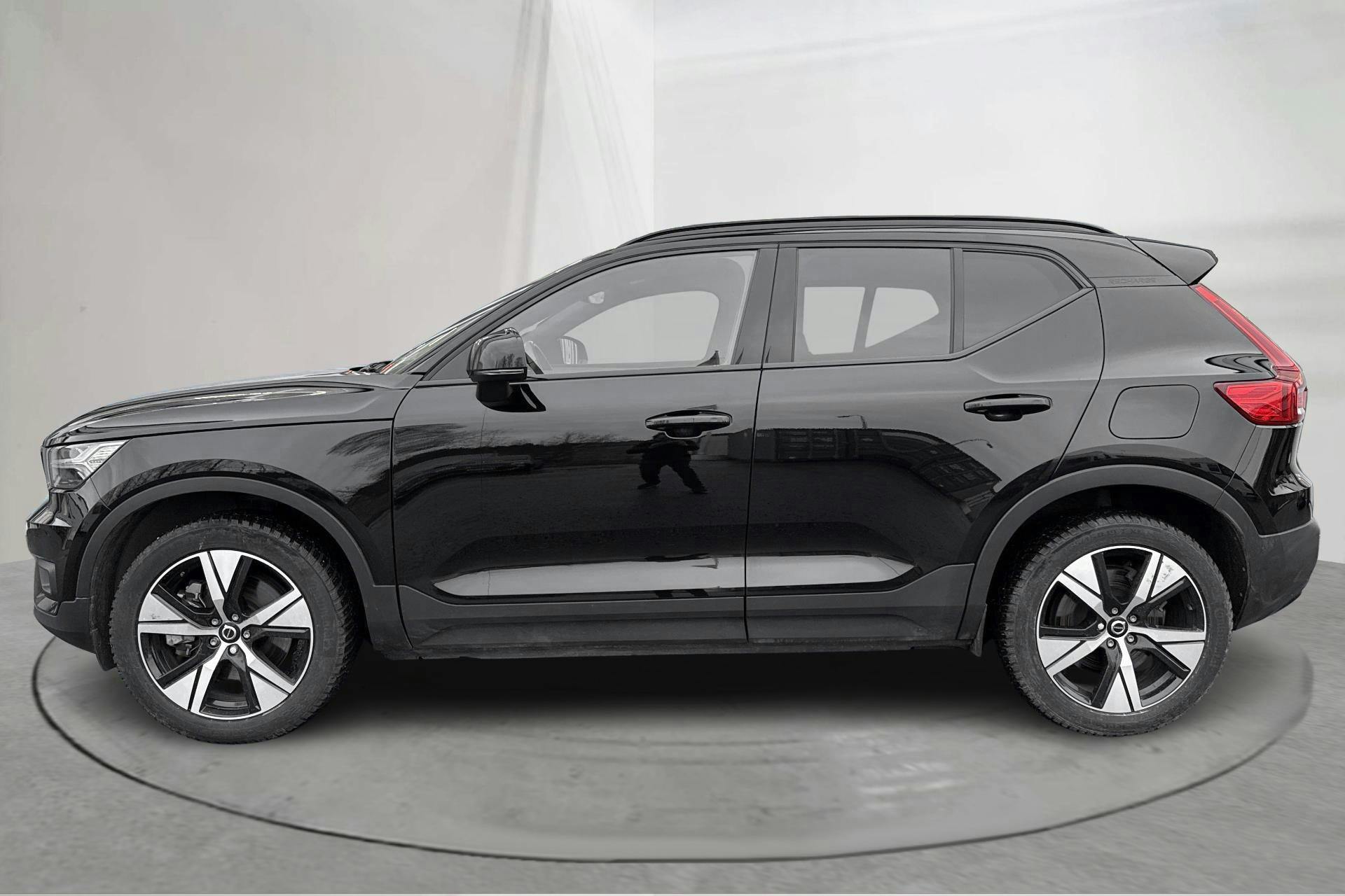 Esitlusfoto 2 aadressil 20: Volvo XC40 P6 Recharge (231hk) - 113 810 km - Automaatne - must - 2022