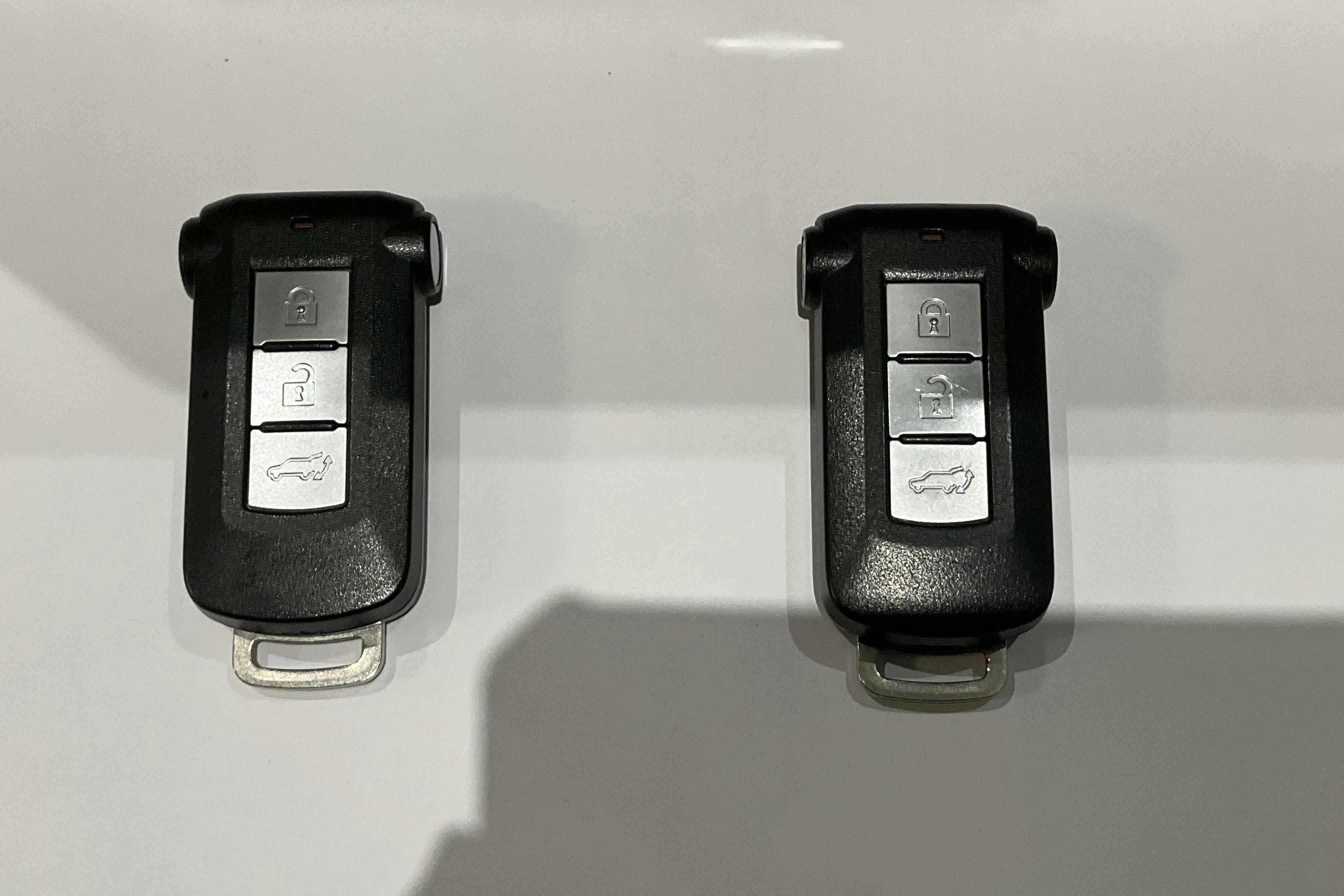 Esitlusfoto 15 aadressil 15: Mitsubishi Outlander 2.4 Plug-in Hybrid 4WD (136hk) - 108 840 km - Automaatne - pruun - 2020