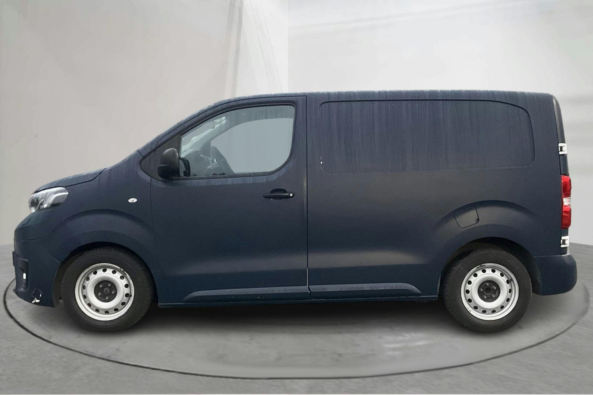 Presentation photo 2 of 10: Toyota PROACE 1.6 (95hk) - 140 710 km - Manual - white - 2017