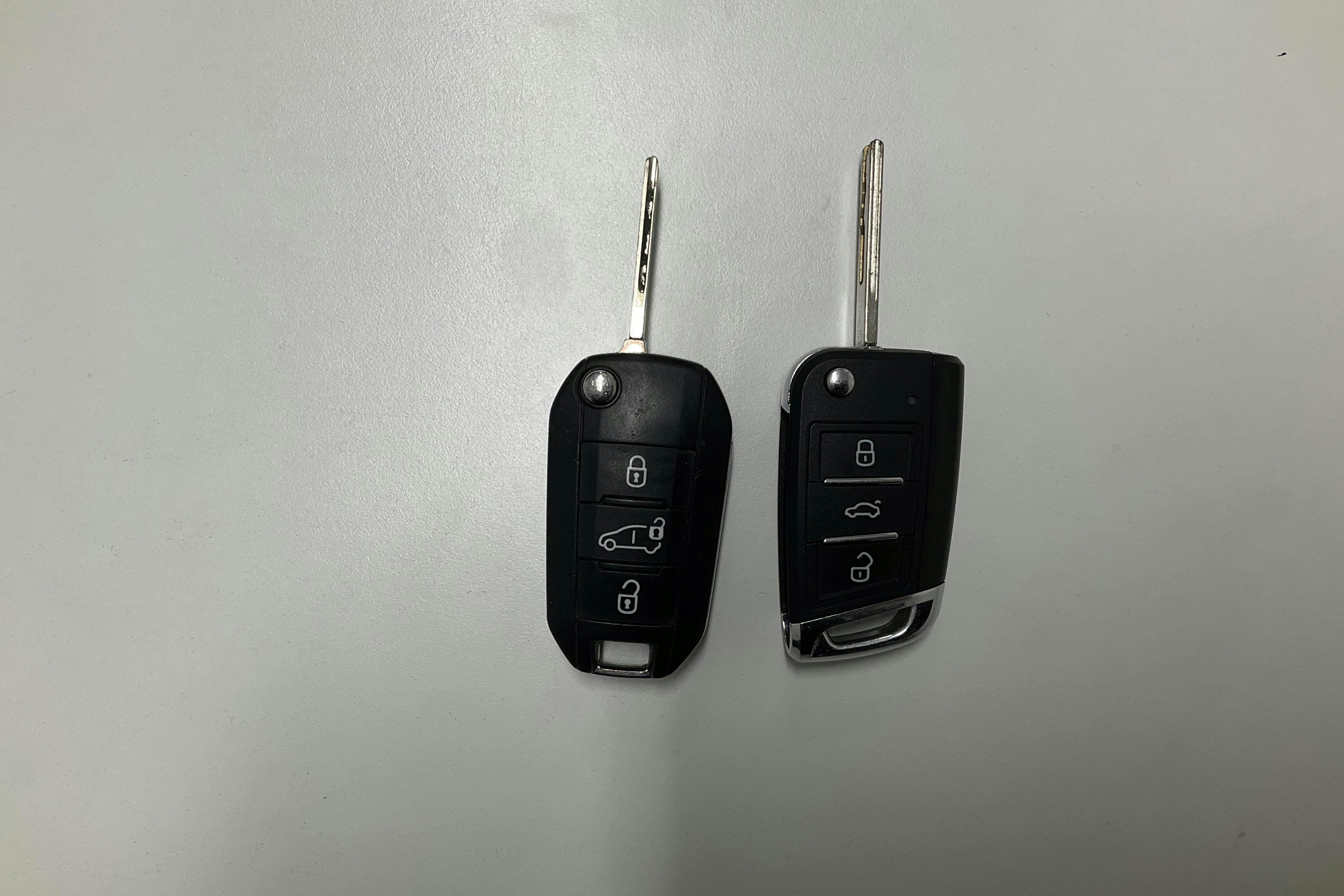 Presentationsfoto 11 av 11: Toyota PROACE 1.6 (95hk) - 19 295 mil - Manuell - vit - 2017