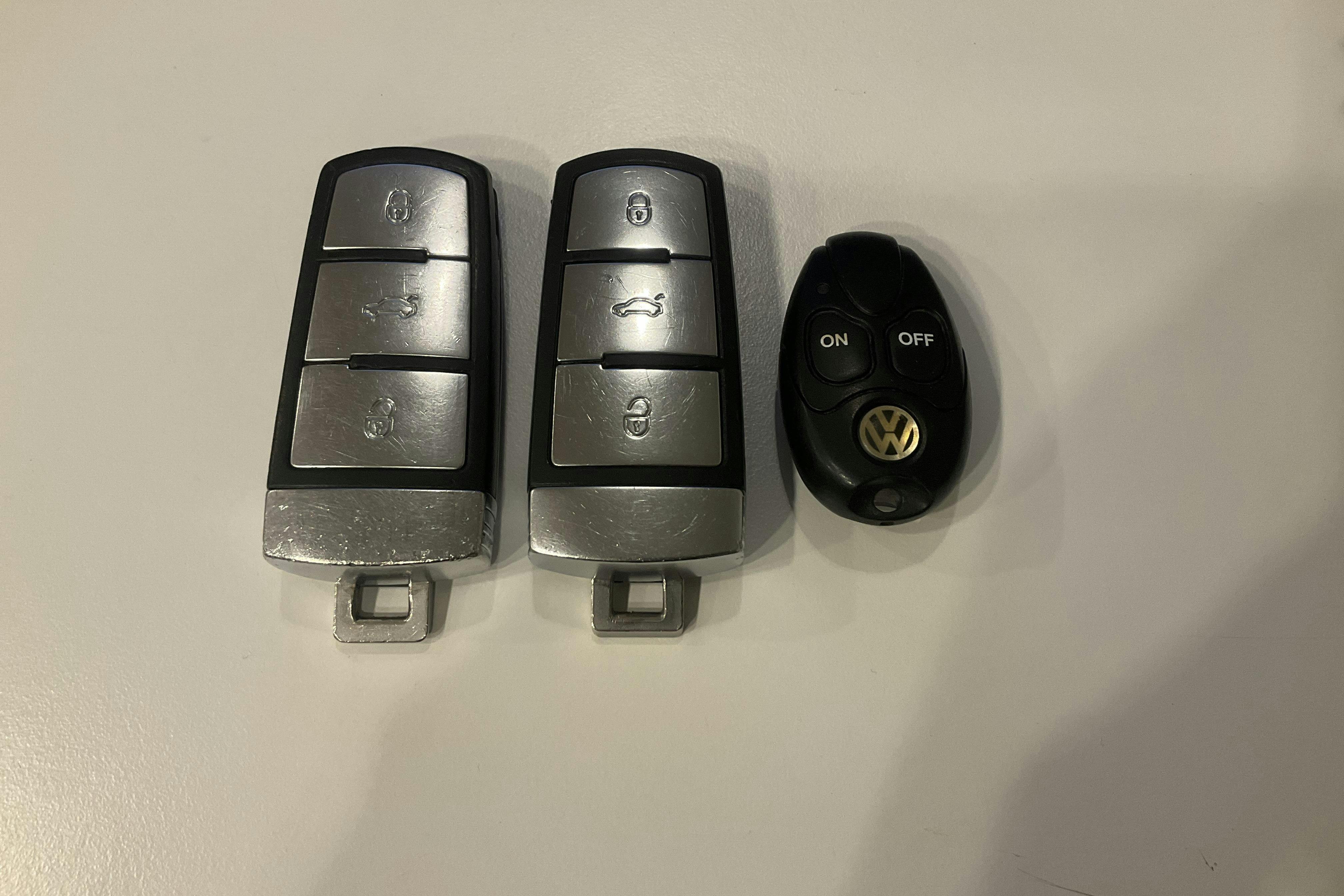 Esitlusfoto 17 aadressil 17: VW Passat 1.4 TSI EcoFuel Variant (150hk) - 225 610 km - Käsitsi - hõbe - 2013