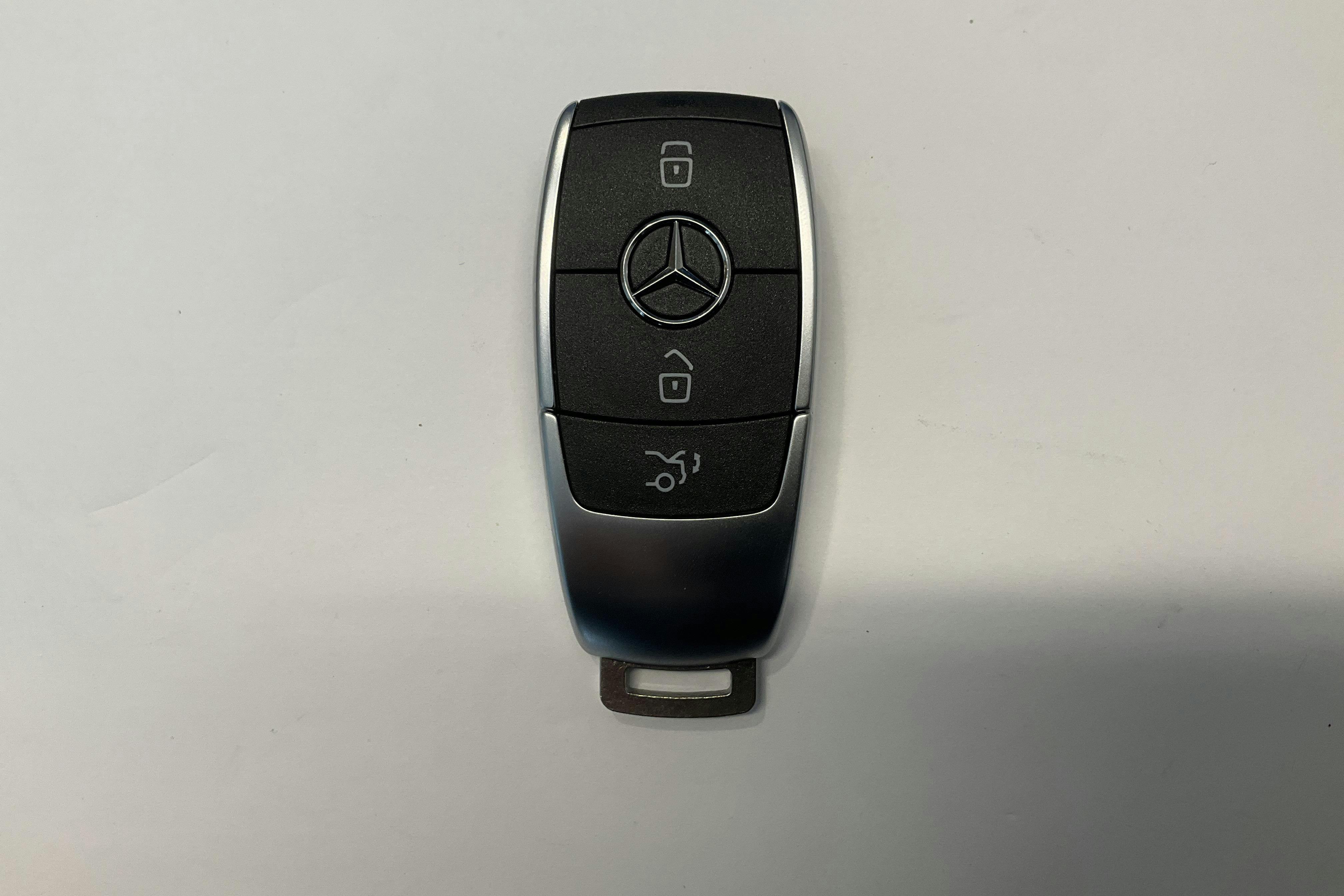 Presentationsfoto 13 av 13: Mercedes GLA 200 H247 (163hk) - 10 914 mil - Automat - svart - 2020