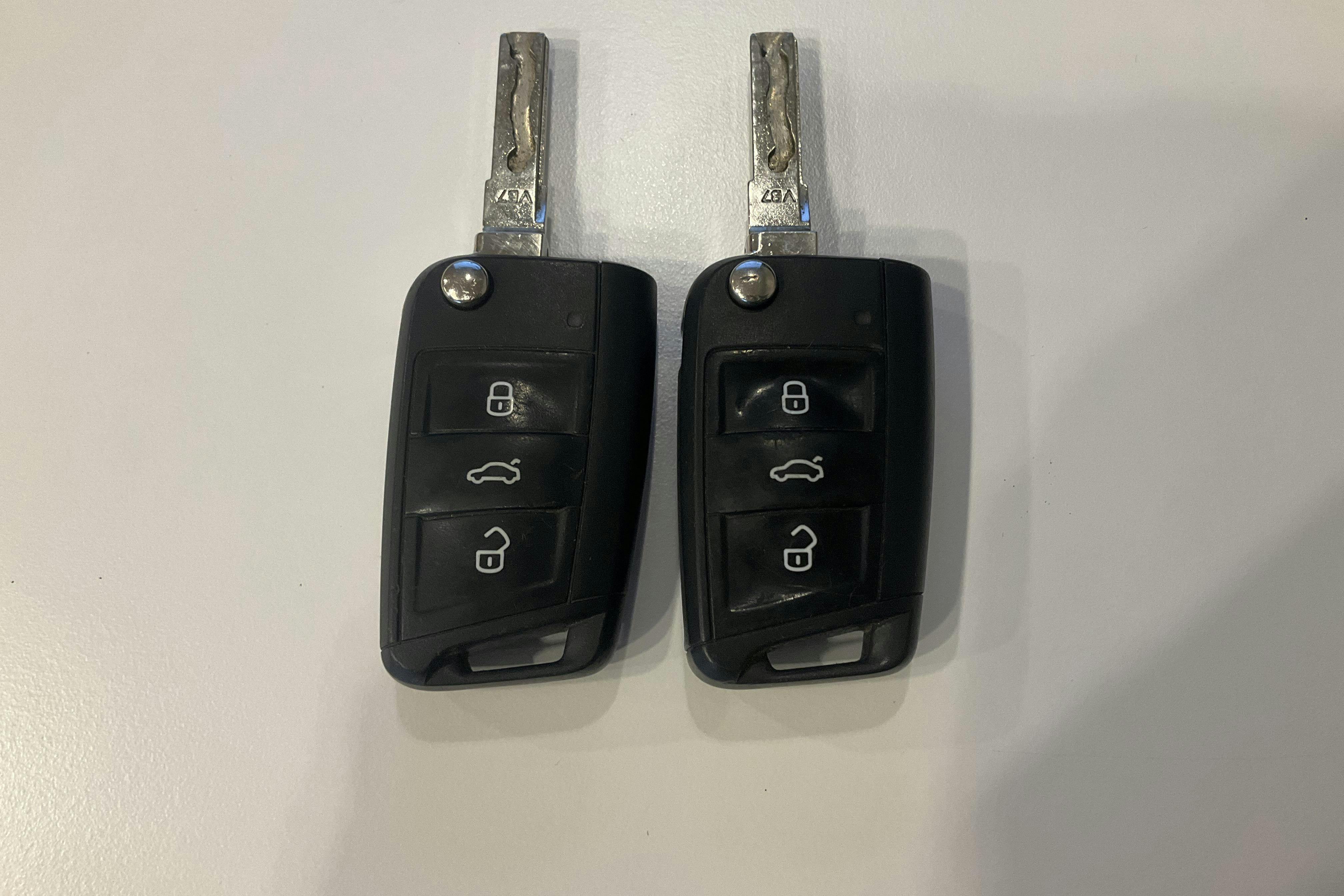 Esittelykuva 18 osoitteesta 18: VW Golf VII 1.0 TSI Sportscombi (115hk) - 113 730 km - Automaattinen - valkoinen - 2019