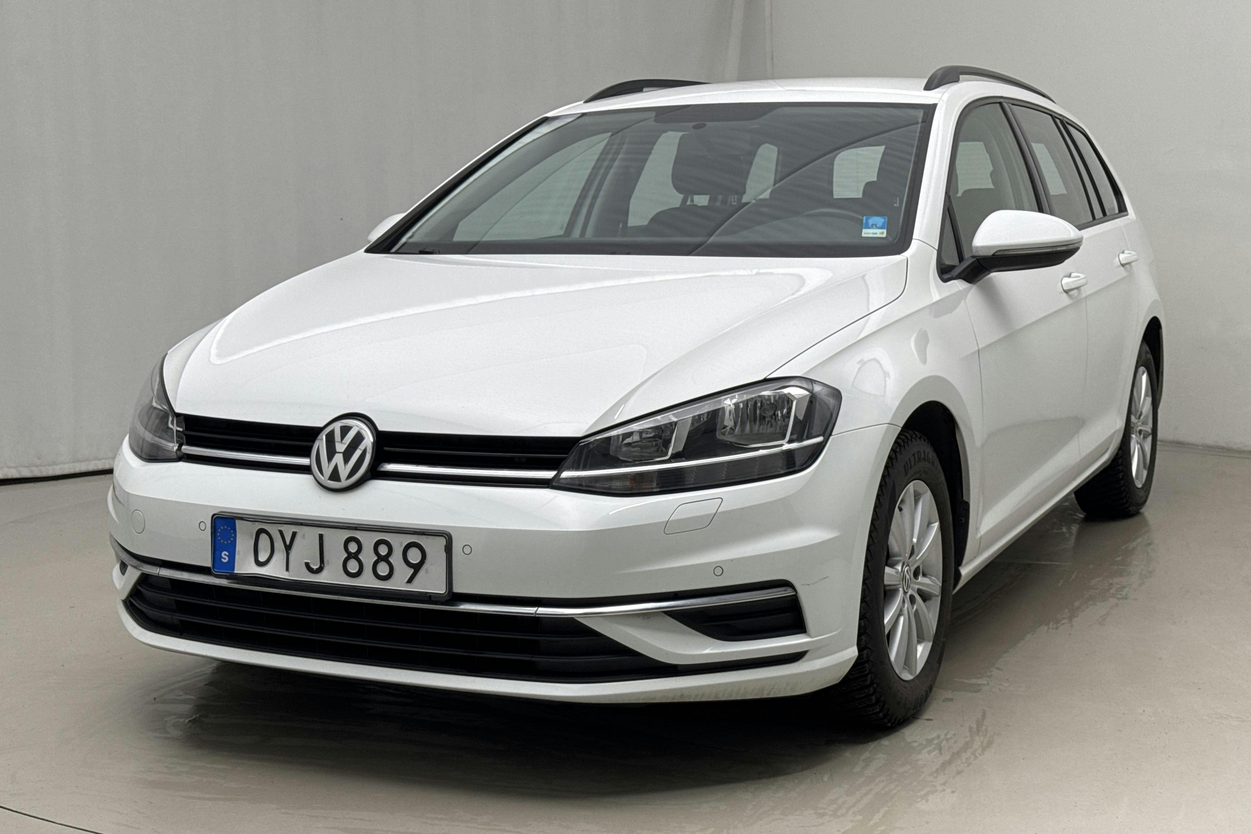 Esittelykuva 1 osoitteesta 18: VW Golf VII 1.0 TSI Sportscombi (115hk) - 113 730 km - Automaattinen - valkoinen - 2019