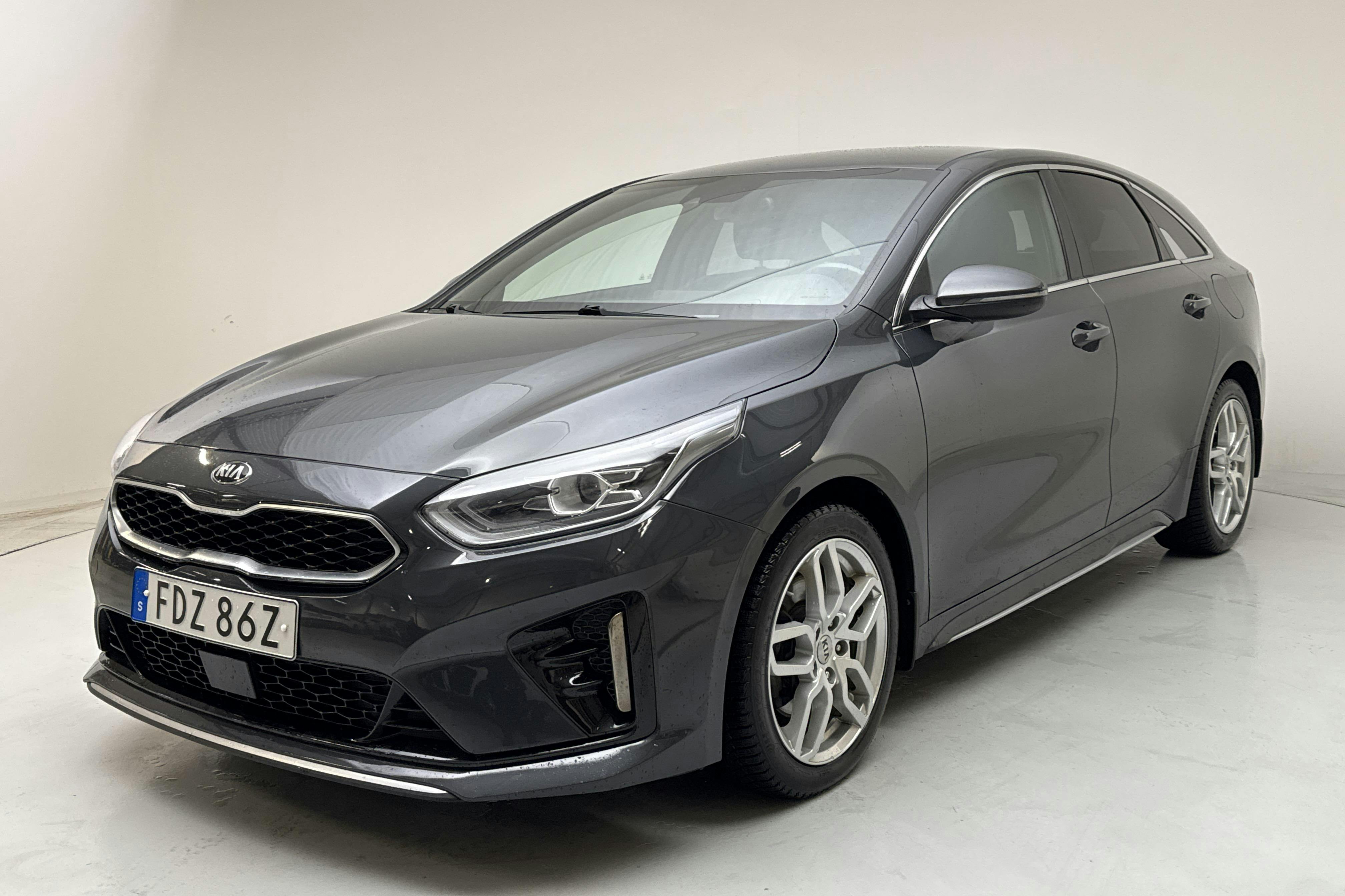 Esitlusfoto 1 aadressil 14: KIA ProCeed 1.4 T-GDi (140hk) - 109 410 km - Automaatne - hall - 2020