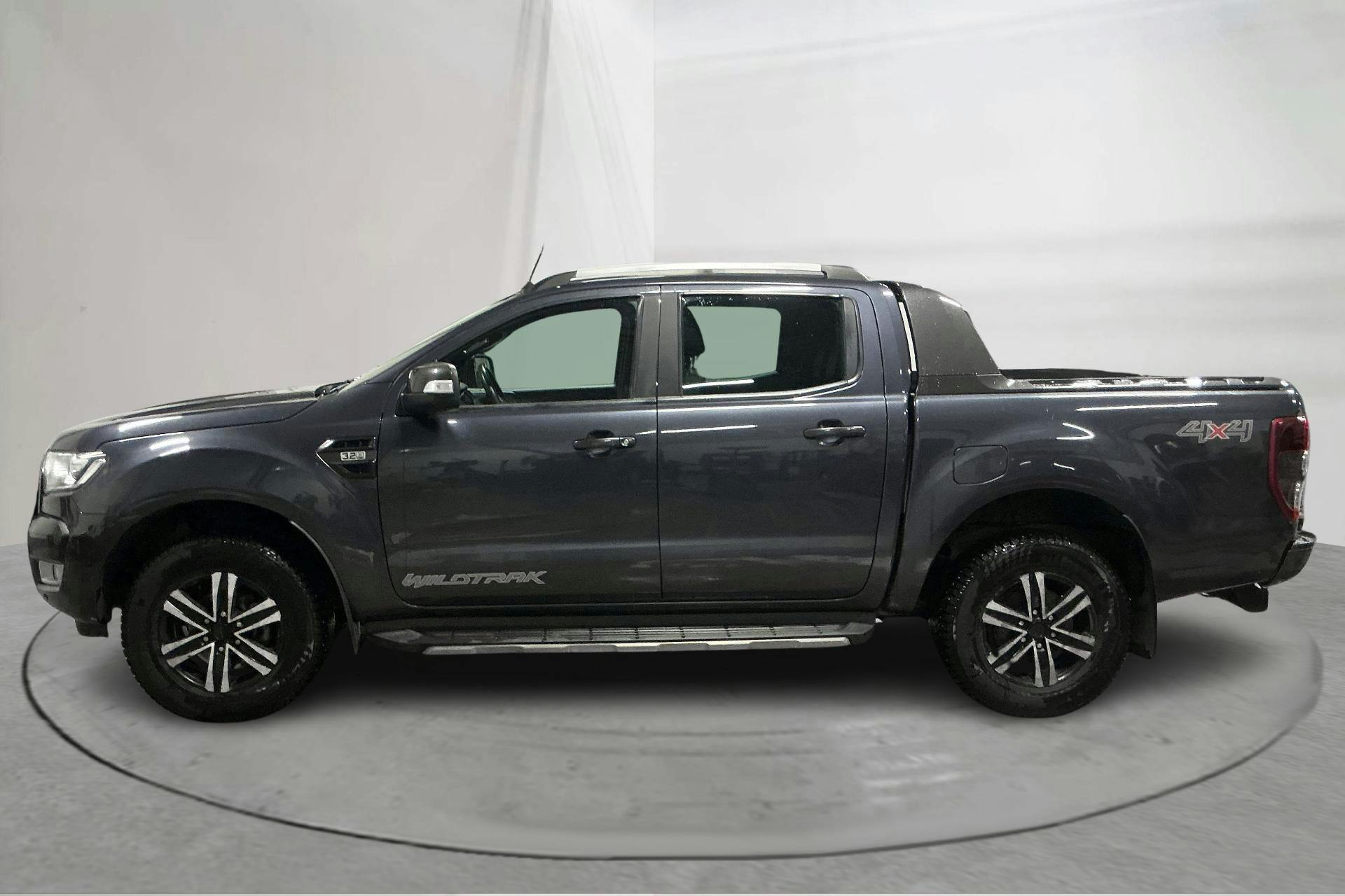 Presentationsfoto 2 av 20: Ford Ranger 3.2 TDCi 4WD (200hk) - 21 057 mil - Automat - grå - 2017