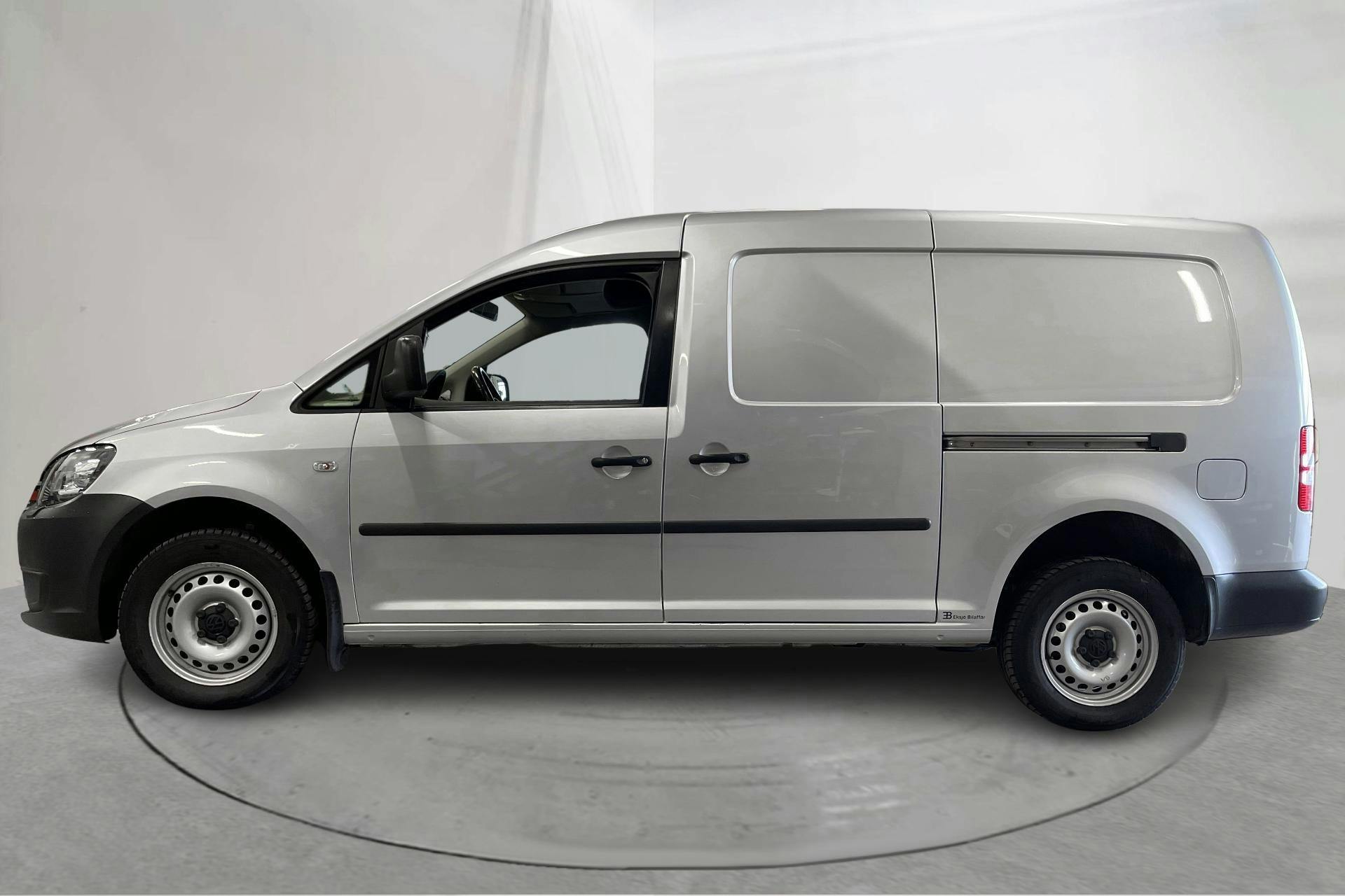 Presentationsfoto 2 av 14: VW Caddy 2.0 TDI Maxi Skåp 4-motion (110hk) - 13 089 mil - Manuell - silver - 2014