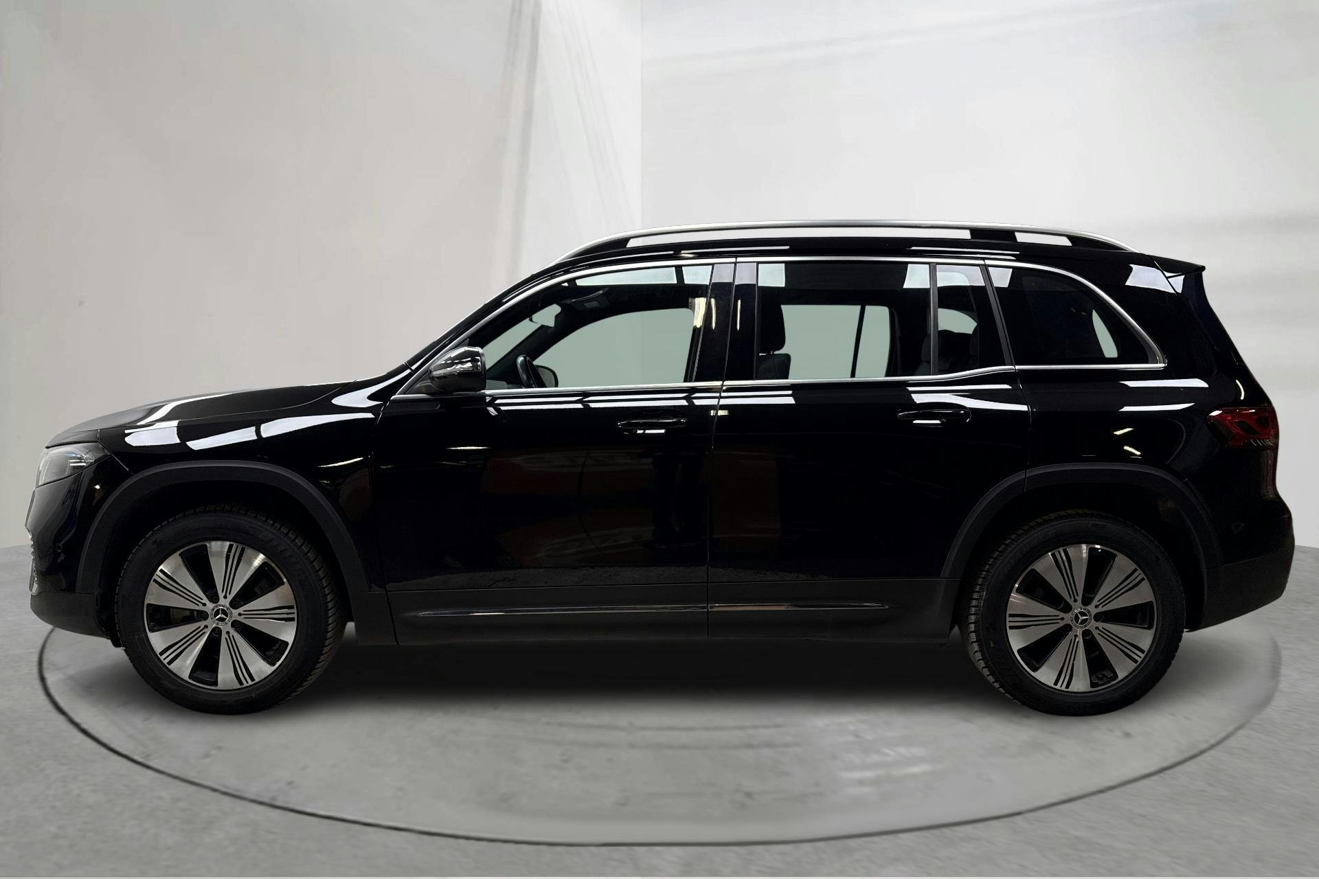 Presentation photo 2 of 20: Mercedes EQB 300 4MATIC X243 (228hk) - 73 610 km - Automatic - black - 2024