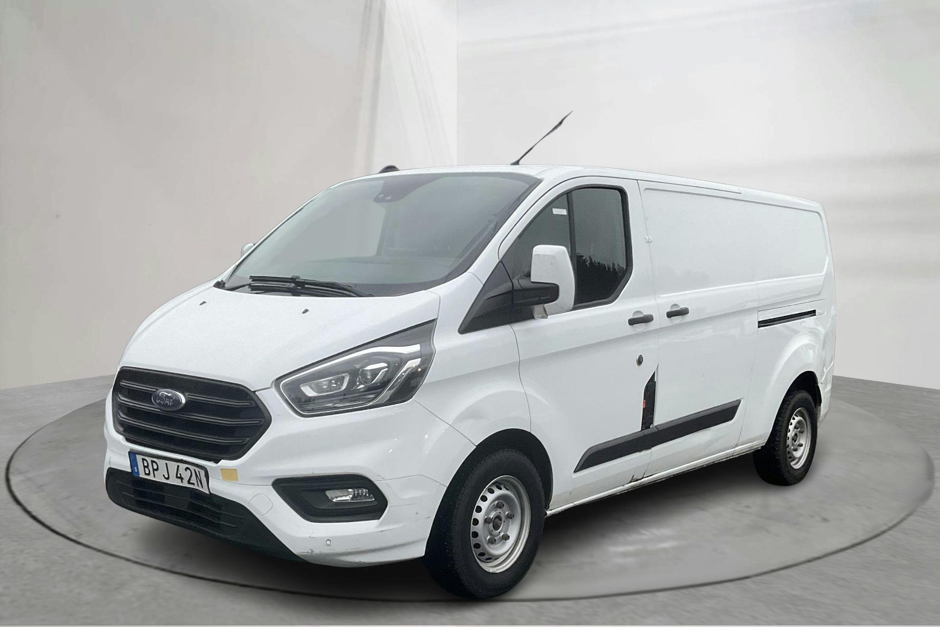 Presentation photo 1 of 14: Ford Transit Custom 300 MHEV (130hk) - 107 870 km - Manual - white - 2021
