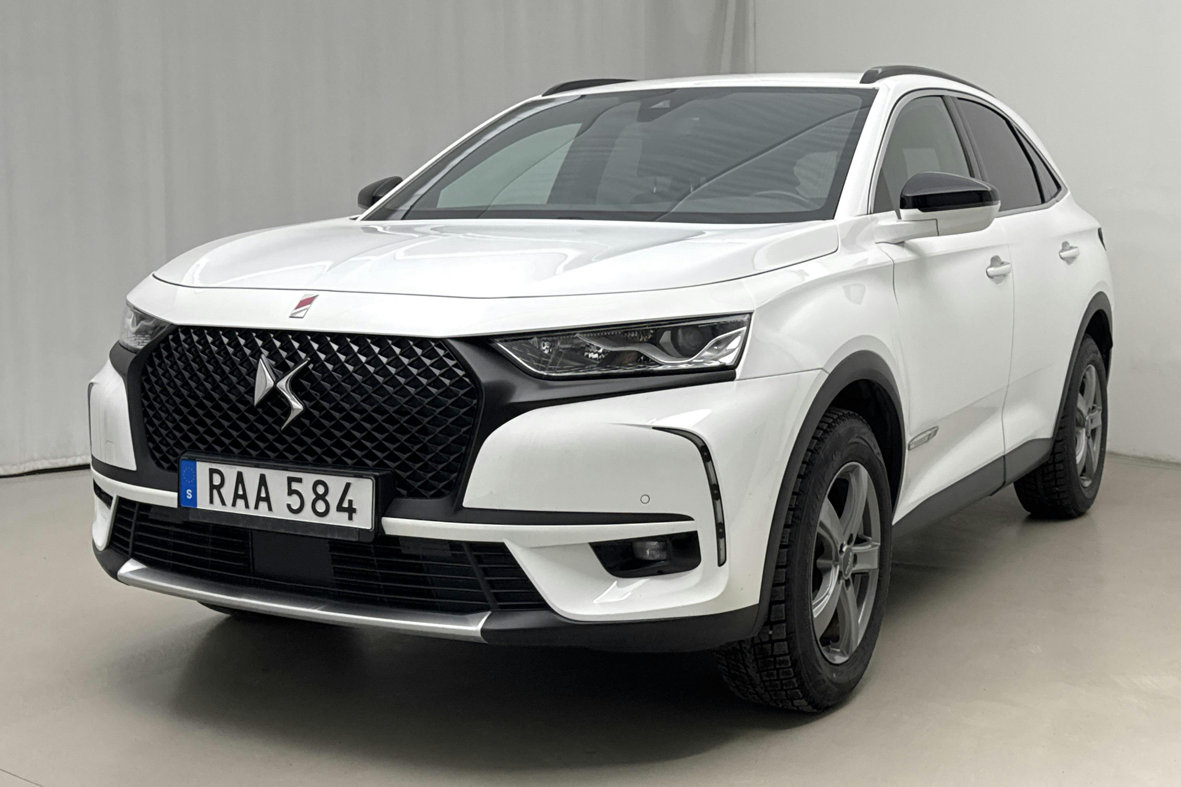 Presentation photo 1 of 21: DS DS7 Crossback PureTech (180hk) - 44 800 km - Automatic - white - 2022