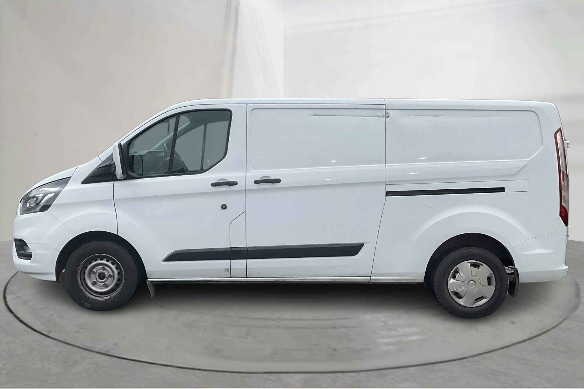 Presentationsfoto 2 av 14: Ford Transit Custom 300 MHEV (130hk) - 7 619 mil - Manuell - vit - 2021