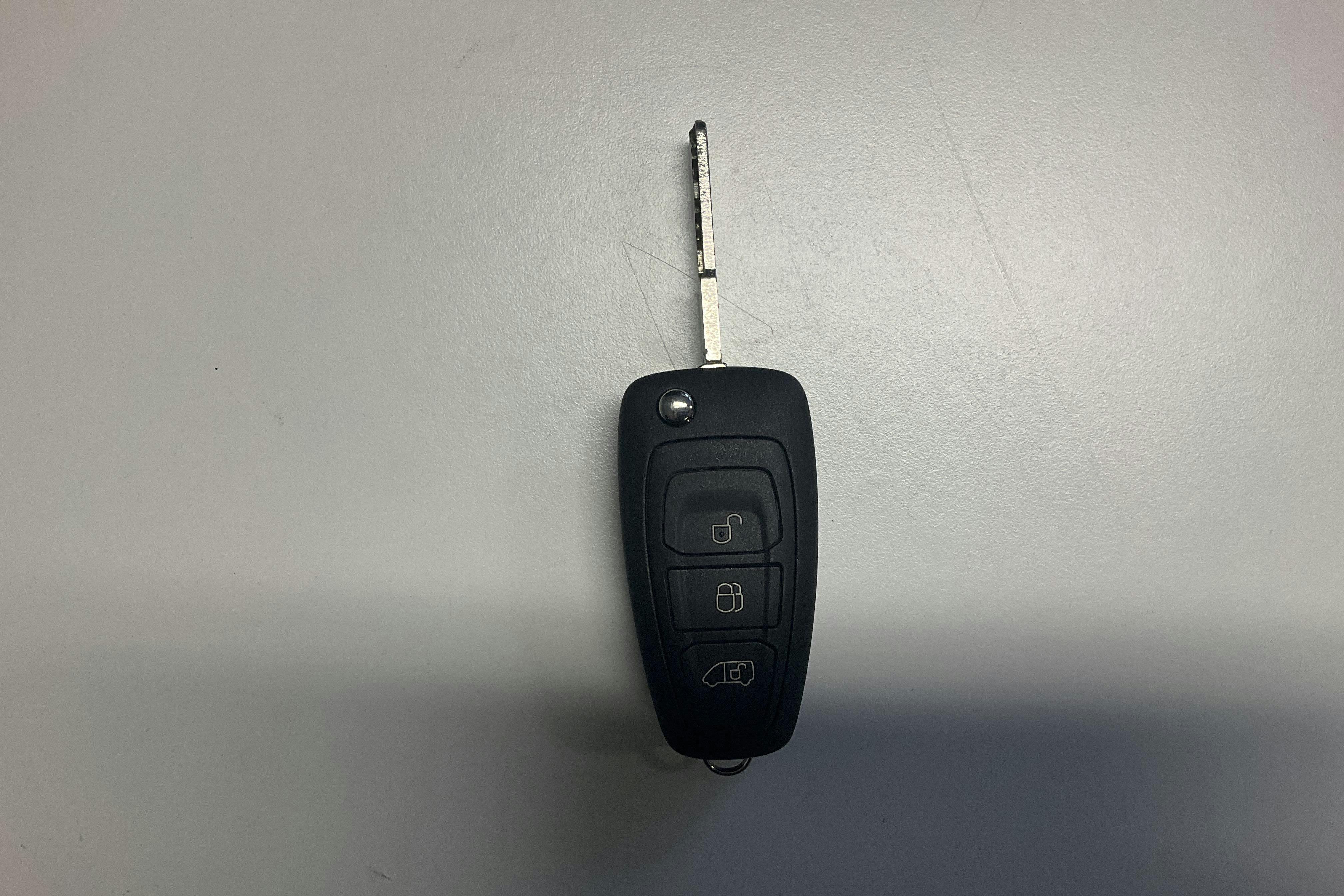 Presentationsfoto 14 av 14: Ford Transit Custom 300 MHEV (130hk) - 11 936 mil - Manuell - vit - 2021