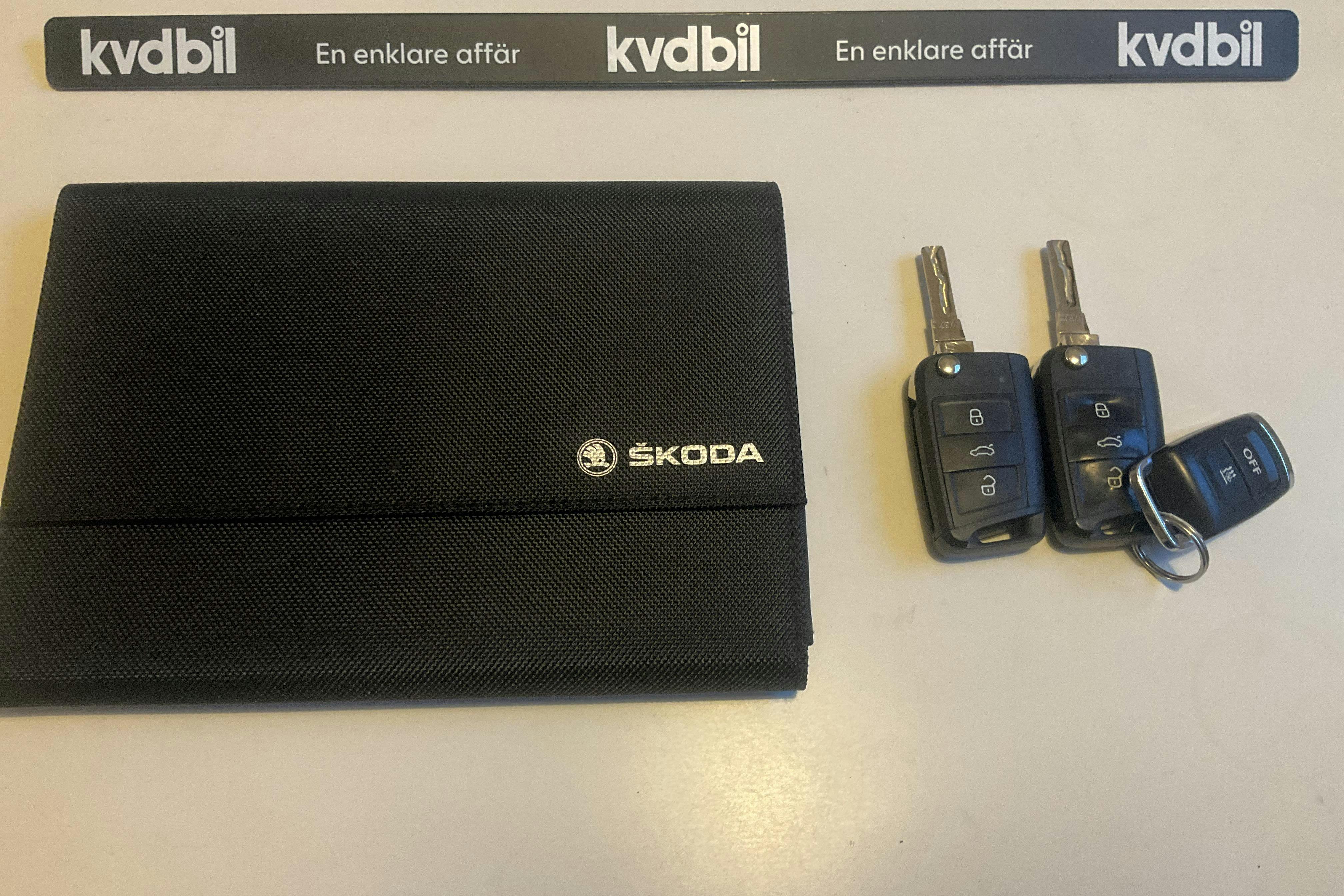 Esitlusfoto 20 aadressil 20: Skoda Octavia III 1.0 TSI Combi (115hk) - 101 750 km - Automaatne - valge - 2019