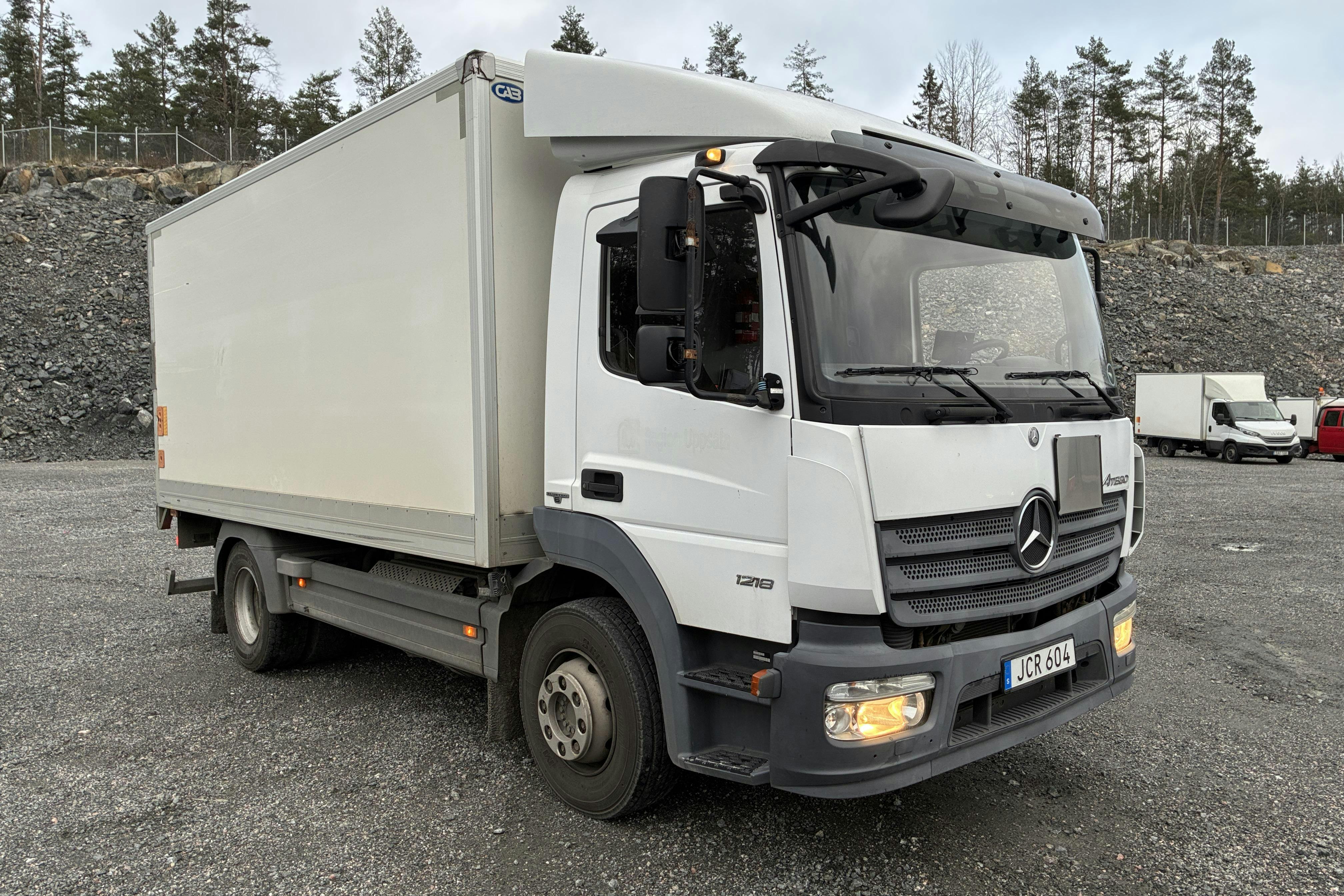 Presentationsfoto 2 av 105: MERCEDES ATEGO - 138 920 km - Automat - vit - 2014
